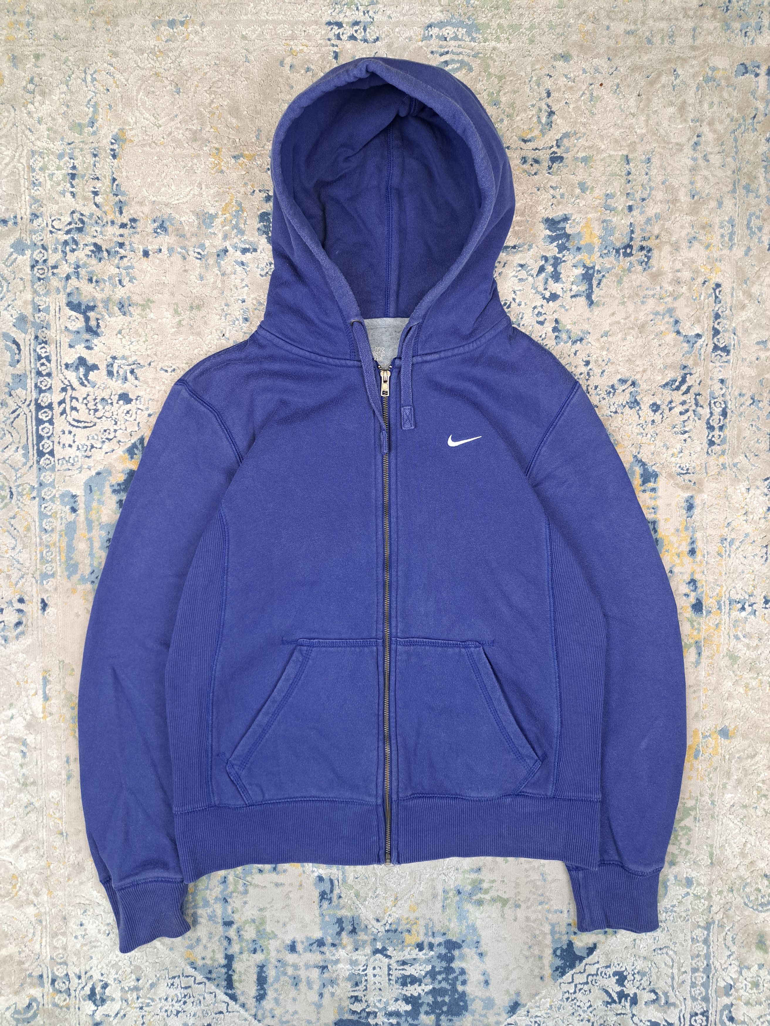 Nike Vintage Nike Water Blue Boxy Zip Up Hooodie 00s Size US S / EU 44-46 / 1 - 1 Thumbnail