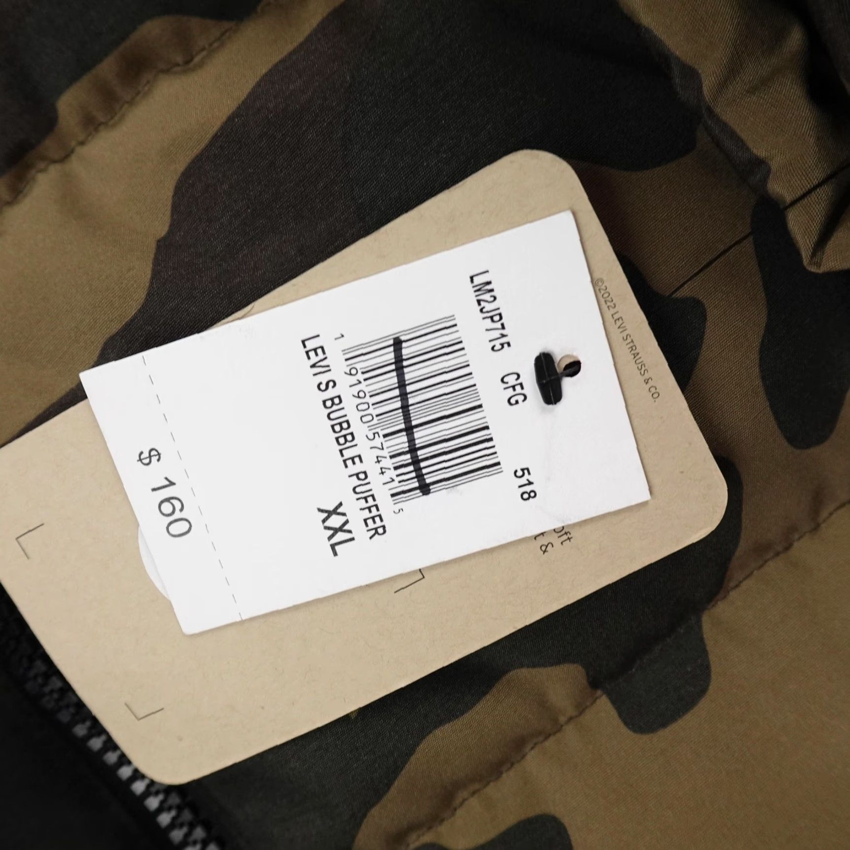 Levi's Levi's Jacket Men 2XL Green Camouflage Quilted Puffer Coat Full Zip Insulated Casual Jacket Mens 2XL Green Camouflage Puffer Coat Levi's Jacket Size US XXL / EU 58 / 5 - 4 Thumbnail