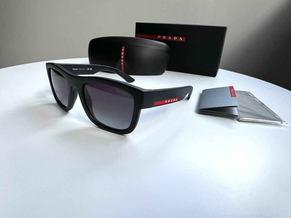 Designer Sunglasses PRADA LINEA ROSSA OPS 01Z 1BO09U