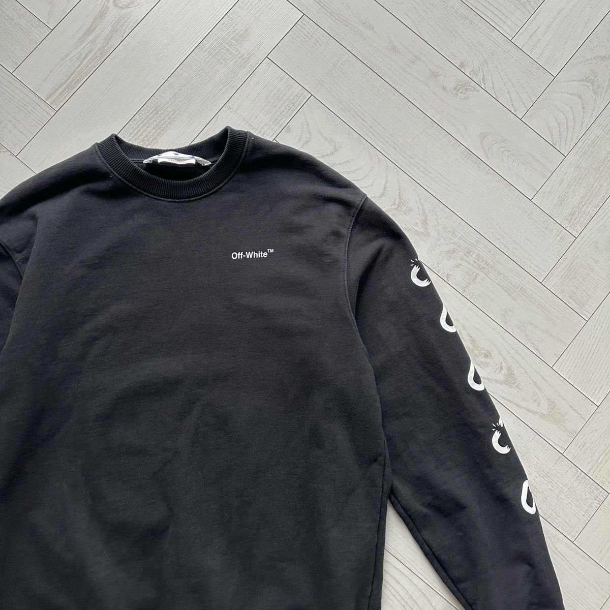 Off-White Off-white Chained Arrows Washed Sweatshirt crewneck y2k og Size US L / EU 52-54 / 3 - 4 Thumbnail
