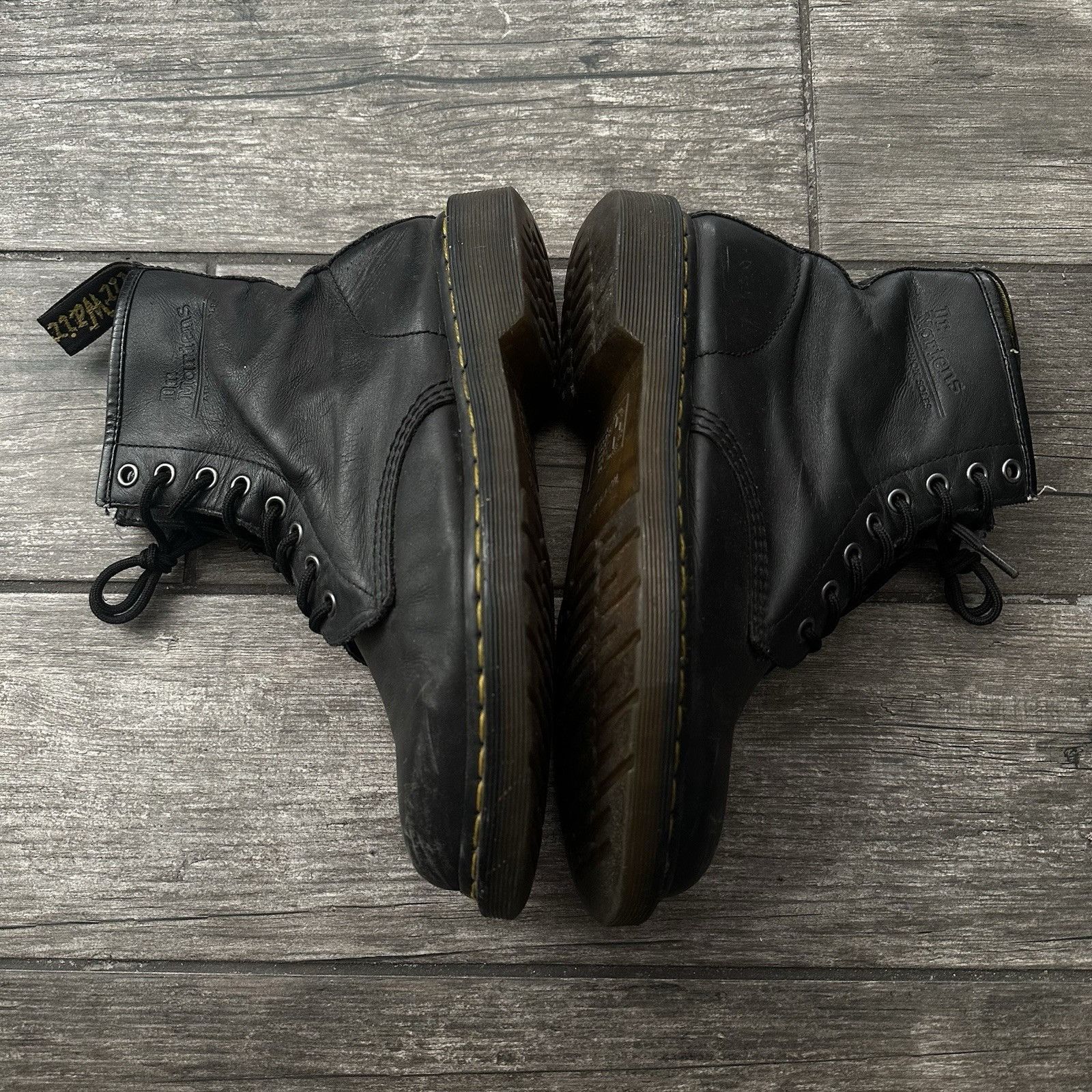 Dr. Martens VTG DR MARTENS ORIGINAL BOOTS BLACK LEATHER DISTRESSED FITS Size US 8 / EU 41 - 4 Thumbnail