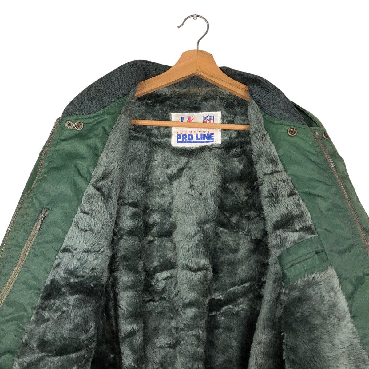 NFL 🔥Vintage Bomber Jacket NFL Authentic Pro Line Shearling Size US XL / EU 56 / 4 - 14 Thumbnail