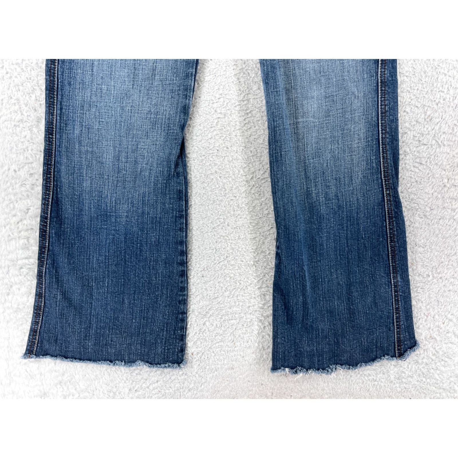 Vintage VINTAGE Underground Soul Jeans Women 9 Blue Denim Flare Raw Hem Embroidered Cotton Denim Jeans Womens 90s USA Size 30" / US 8 / IT 44 - 5 Thumbnail
