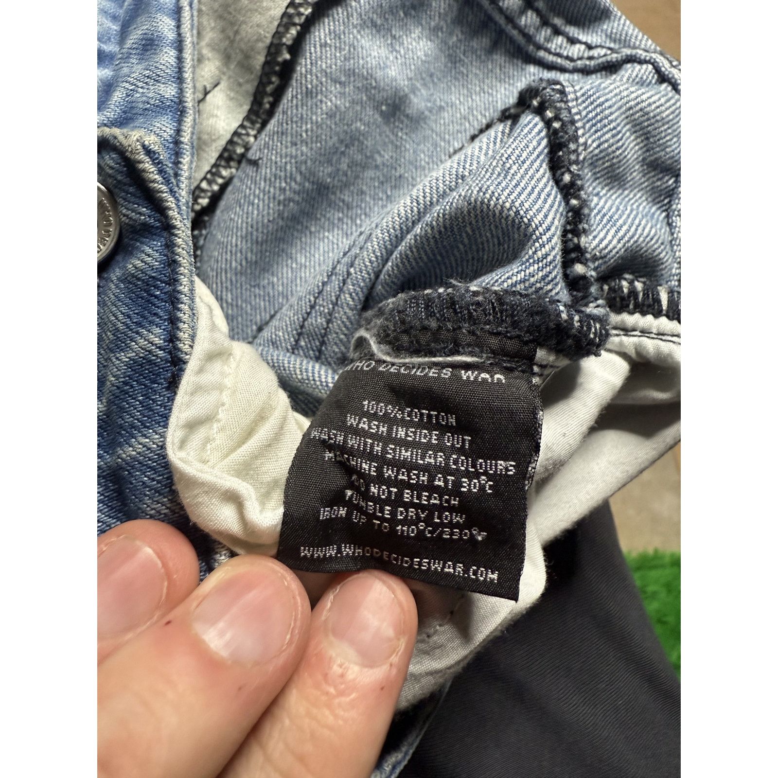Who Decides War WDW Embroidered Denim Light Wash Used 36 Size US 36 / EU 52 - 5 Thumbnail