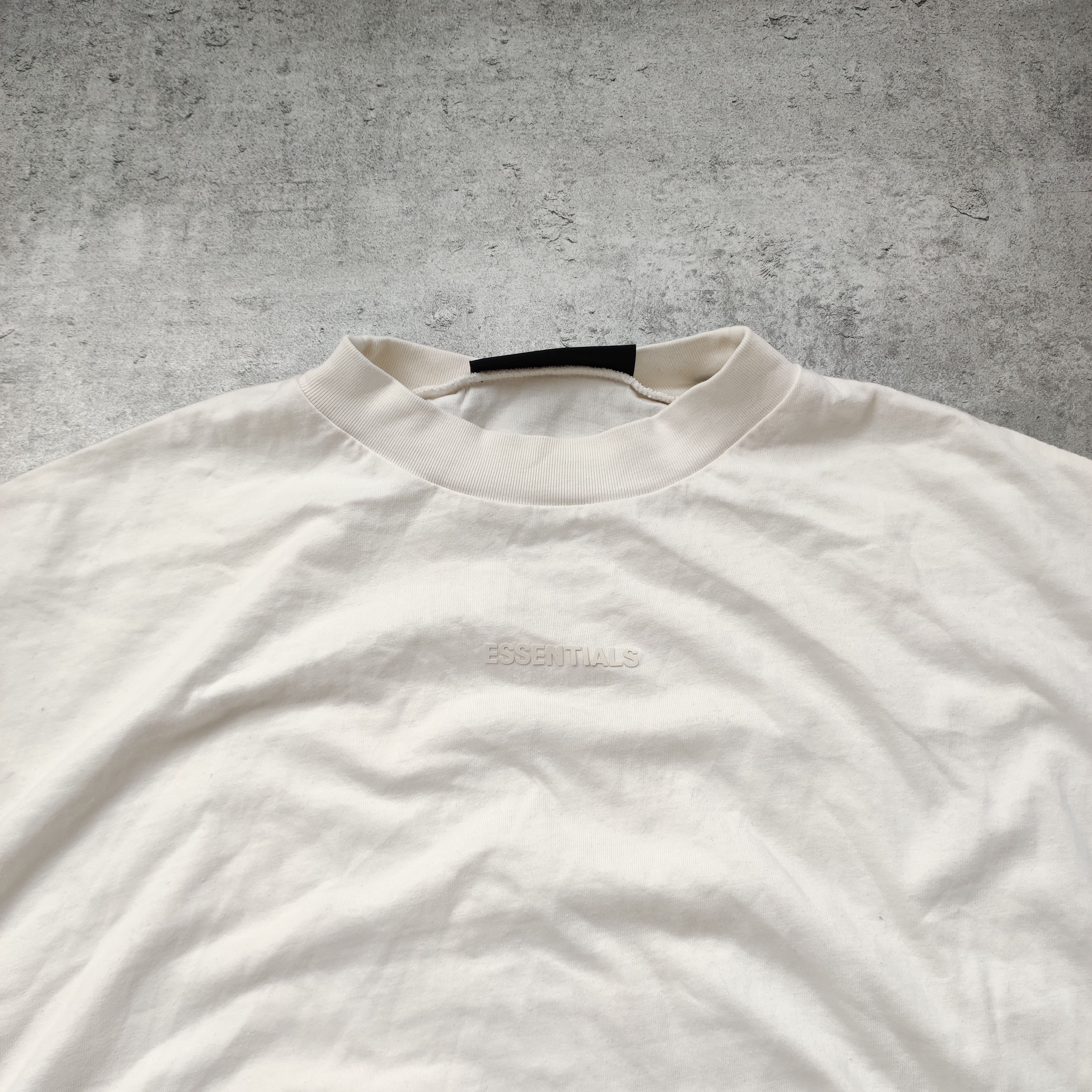 Essentials × Fear of God FOG Fear Of God Essentuals Cream Oversize Logo Tee Size US M / EU 48-50 / 2 - 4 Thumbnail