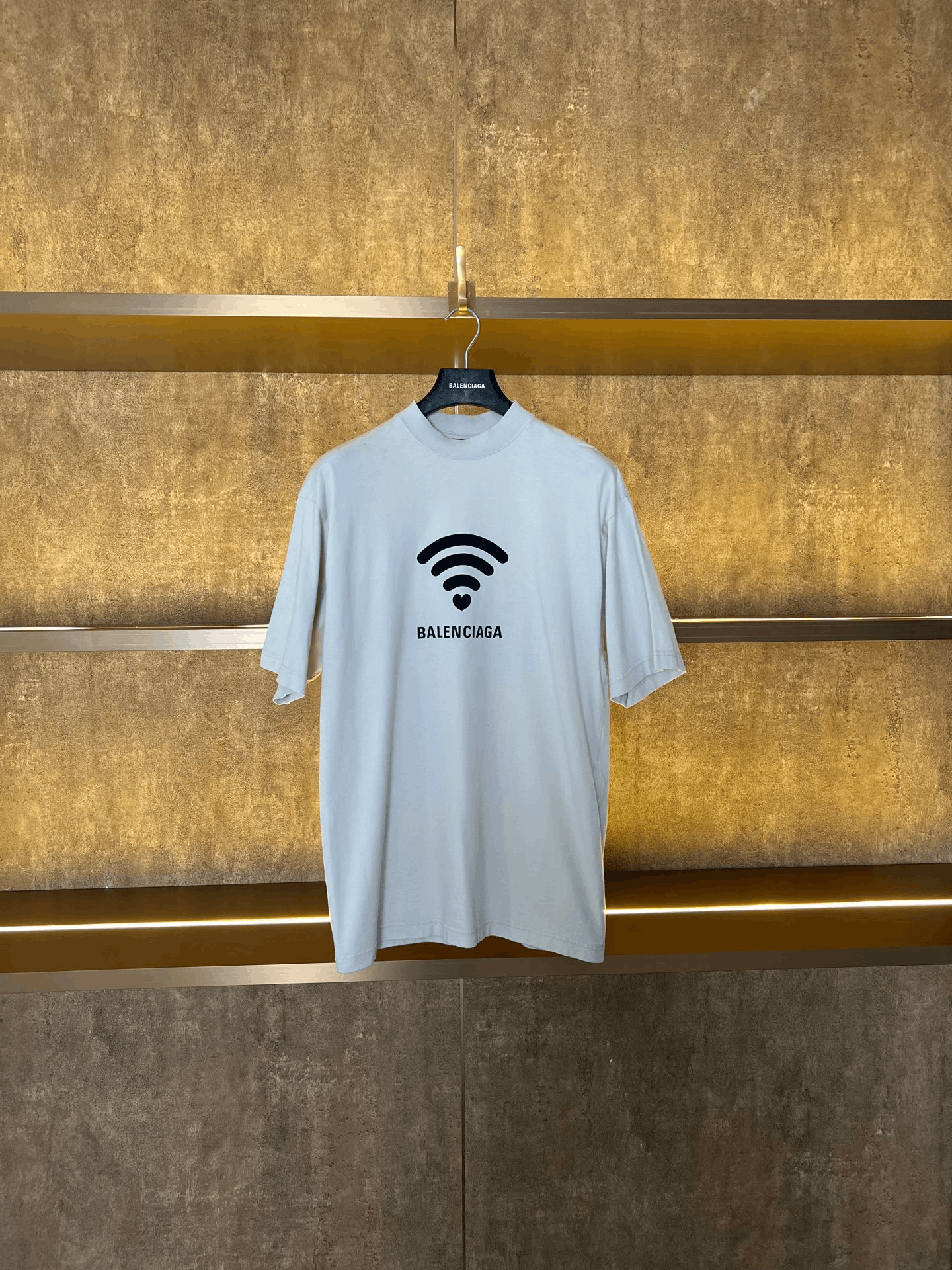 Balenciaga Balenciaga Wifi Short Sleeve Size XXS / US 00 / IT 34 - 1 Thumbnail