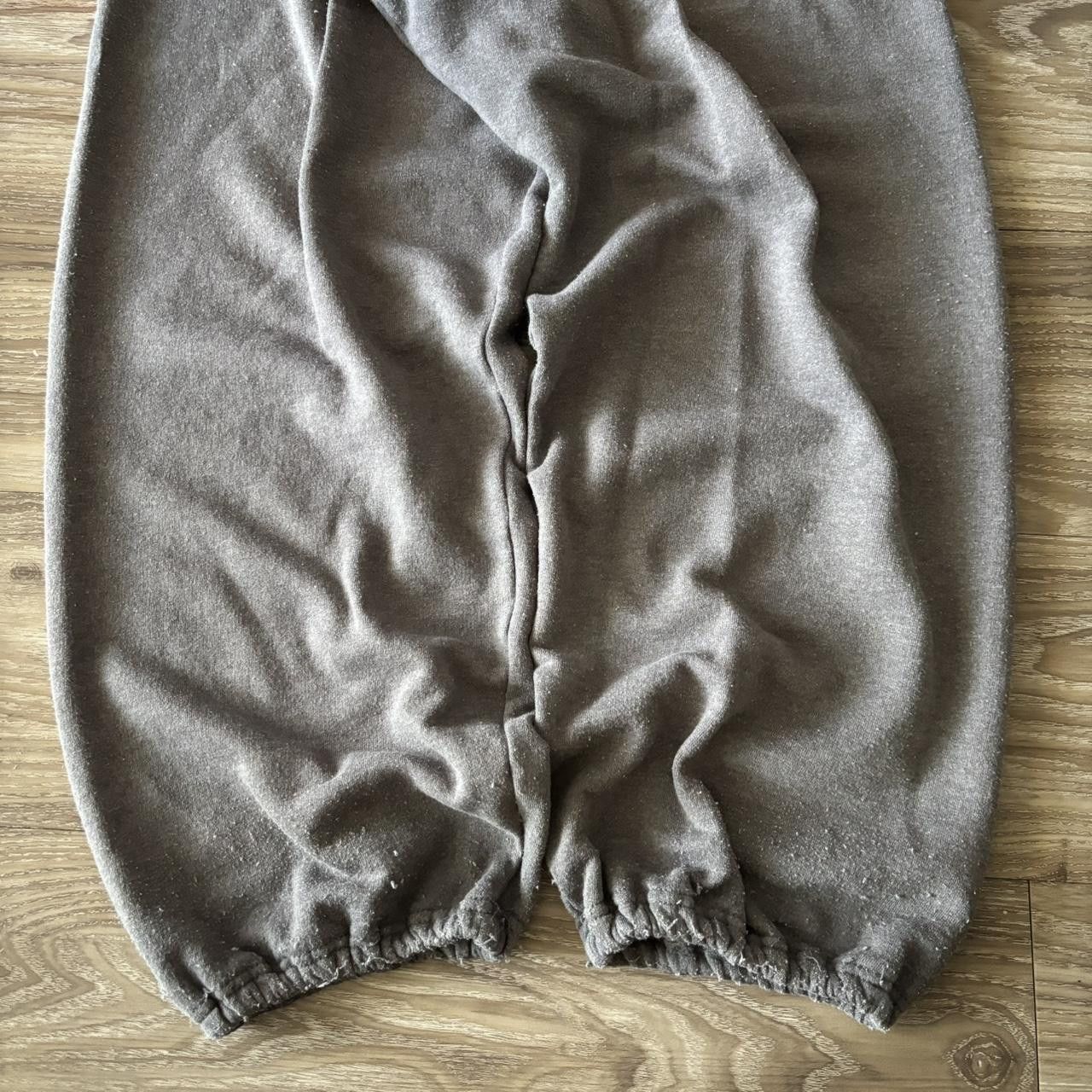 Vintage Crazy Vintage Y2K/2000s Faded Grey Baggy Skater Essential Sweatpants! Fits L Size US 34 / EU 50 - 5 Thumbnail
