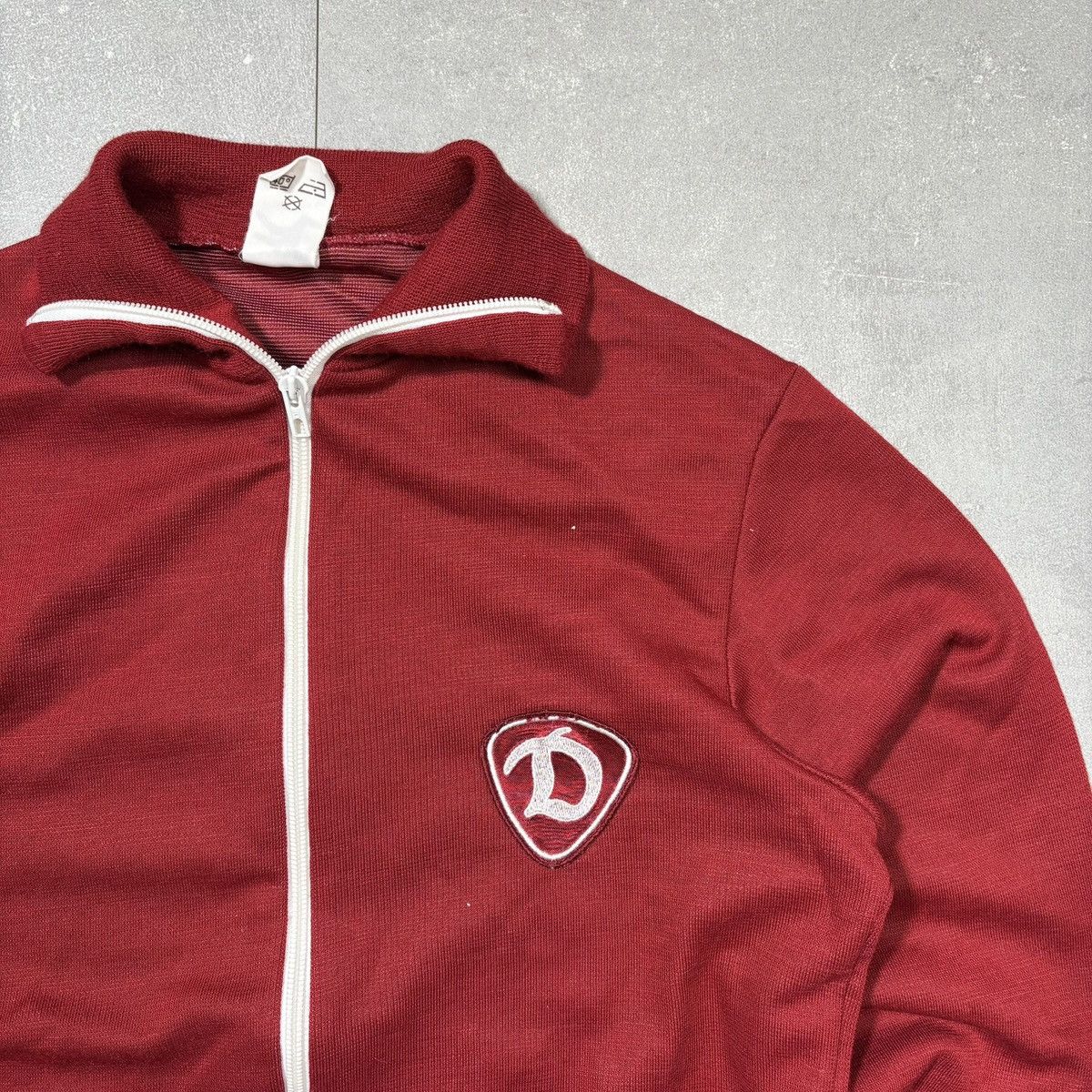 Other 1976-80 DYNAMO DRESDEN PLAYER ISSUE TRACKSUIT TOP Size US M / EU 48-50 / 2 - 2 Thumbnail