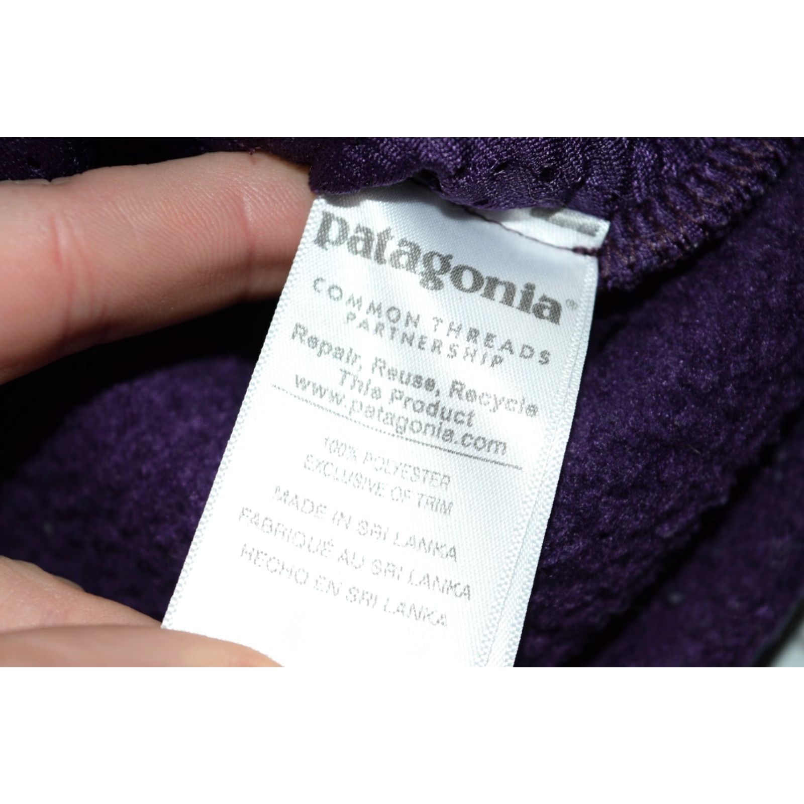 Patagonia PATAGONIA WOMENS FLEECE SHEARLING CARDIGAN HOODED BUTTON UP PURPLE EGGPLANT SZ S Size S / US 4 / IT 40 - 6 Thumbnail