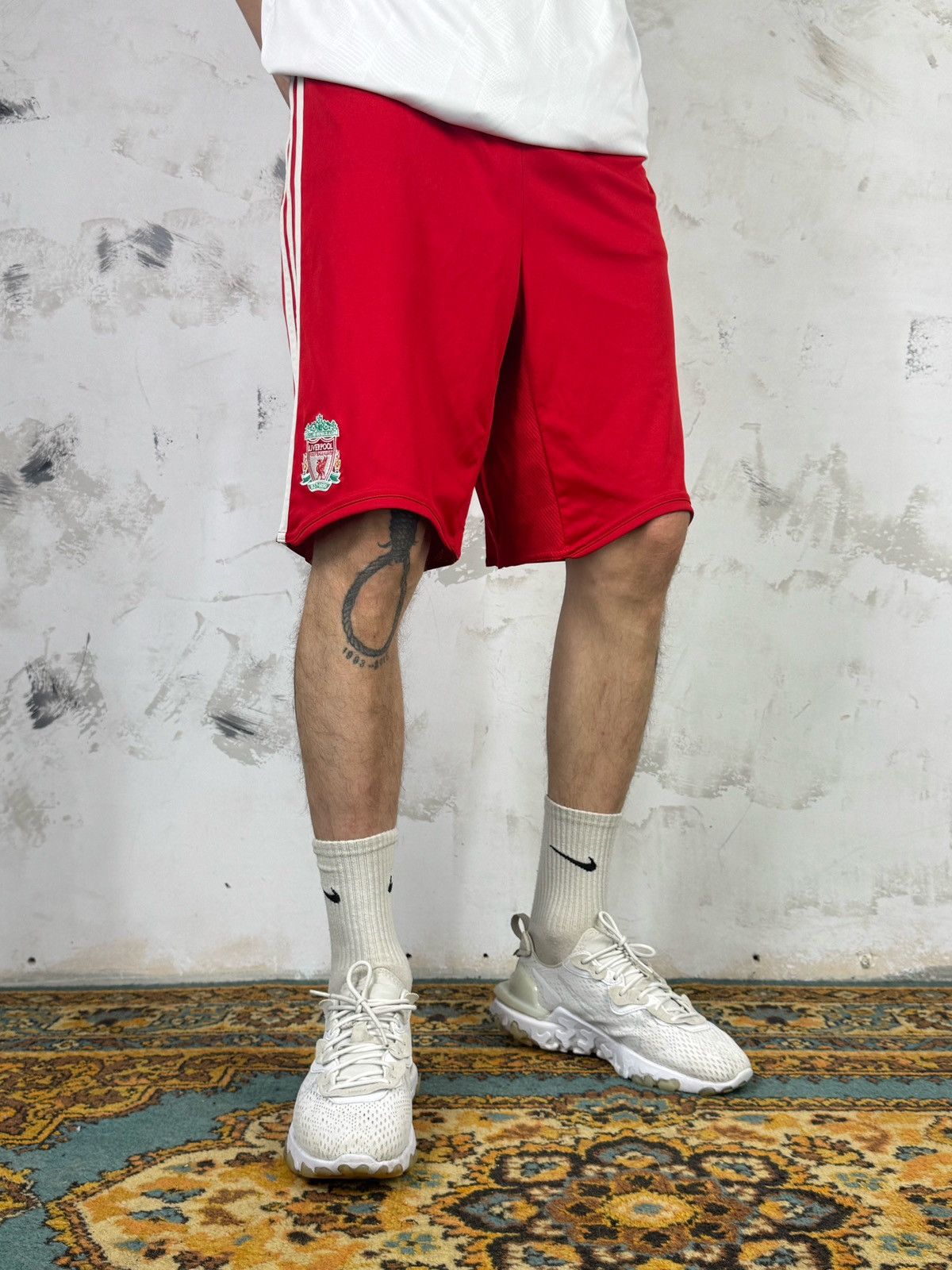 Adidas Adidas Liverpool Shorts Size M Size US 32 / EU 48 - 1 Thumbnail