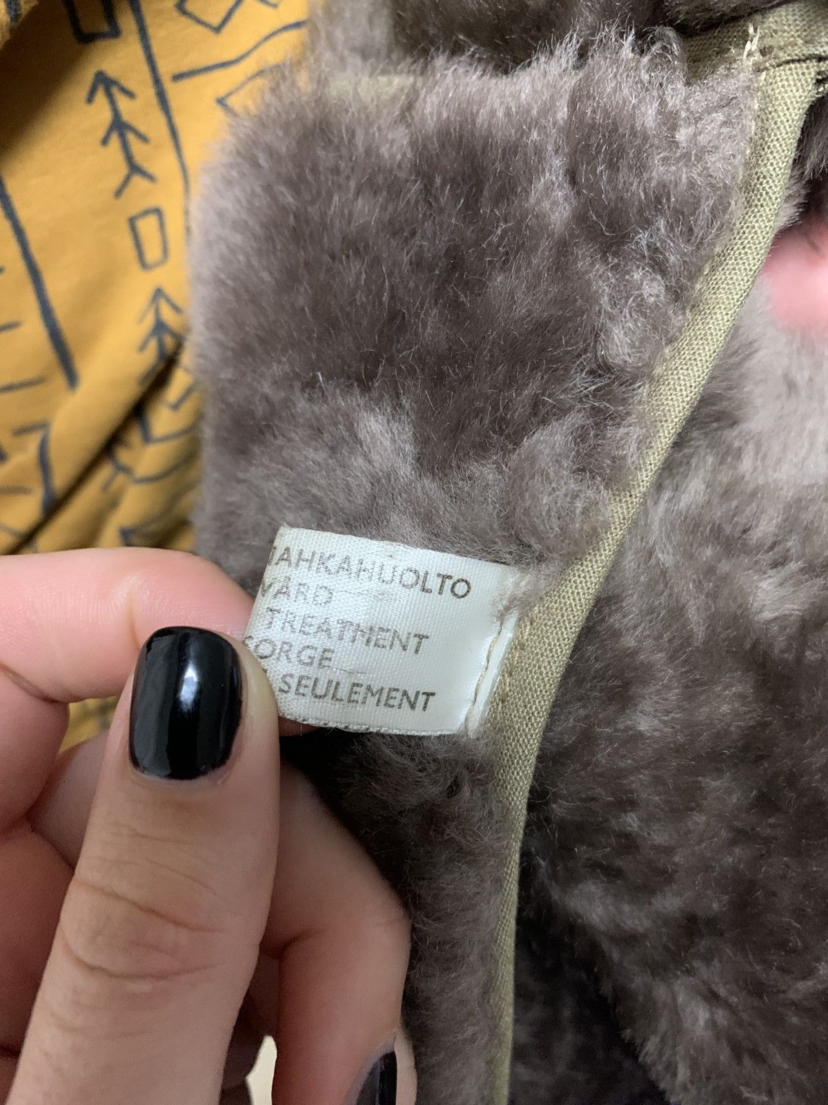 Vintage Vintage Reindeer Fur Coat Size US L / EU 52-54 / 3 - 8 Thumbnail
