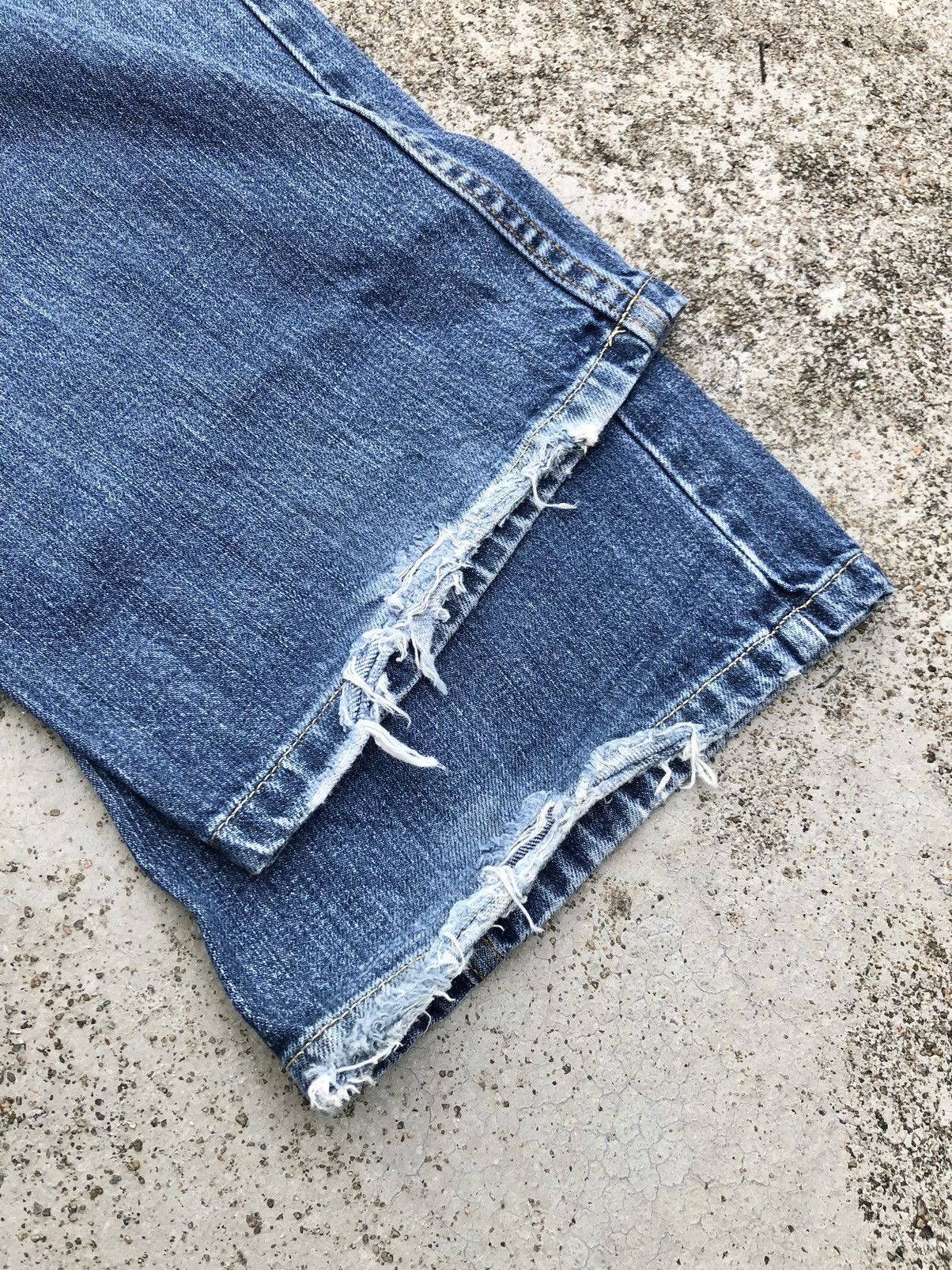 Hypebeast FLARED WASHED BLUE JEANS BY JAG DENIM Size US 30 / EU 46 - 6 Thumbnail
