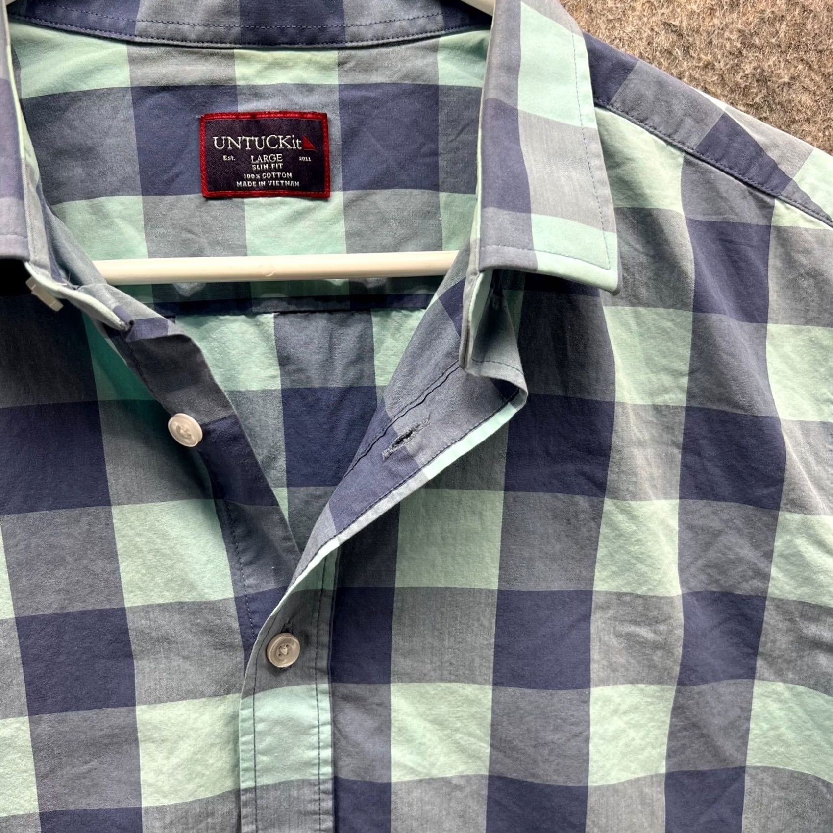 UNTUCKit UNTUCKit Shirt Men Large Adult Blue Checkered Button Down Short Sleeve Slim Fit Vintage Size US L / EU 52-54 / 3 - 5 Thumbnail