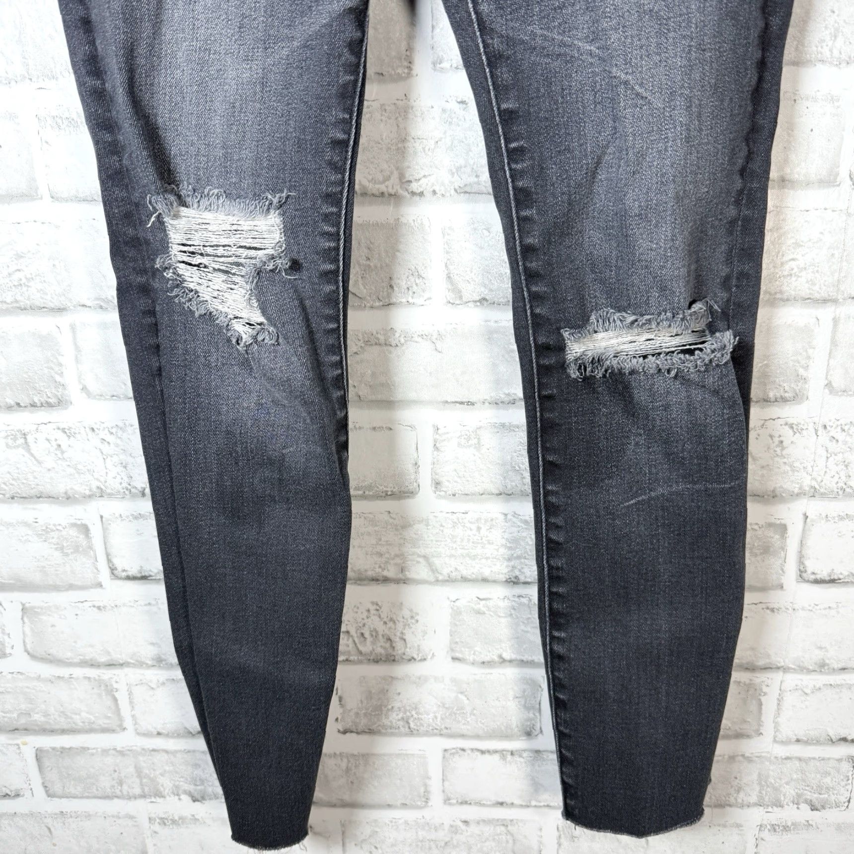 Madewell Madewell Gray Distressed High Riser Skinny Jeans Womens Size 24 Size 42" / US 20 - 3 Thumbnail