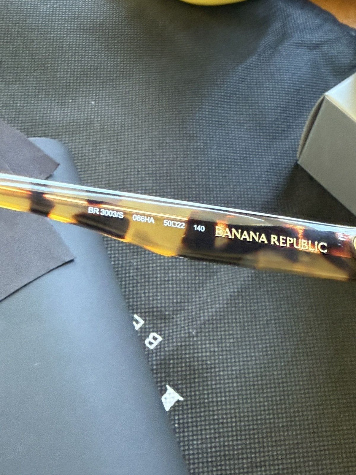 Banana Republic Banana Republic Tortoise Sunglasses Size ONE SIZE - 4 Thumbnail