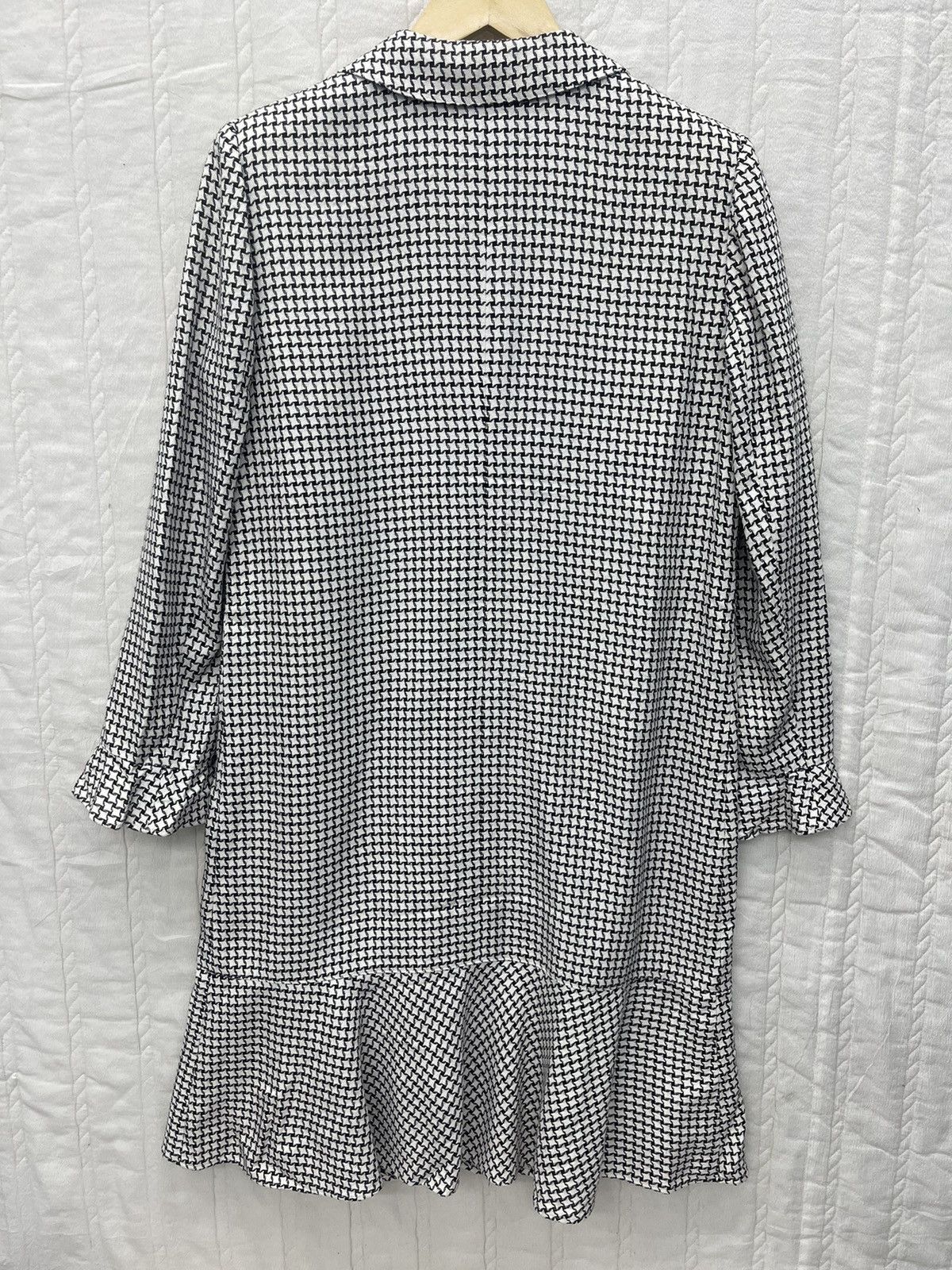 Pierre Cardin STEALS💥PIERRE CARDIN BUTTON MIDI DRESS Size M / US 6-8 / IT 42-44 - 4 Thumbnail