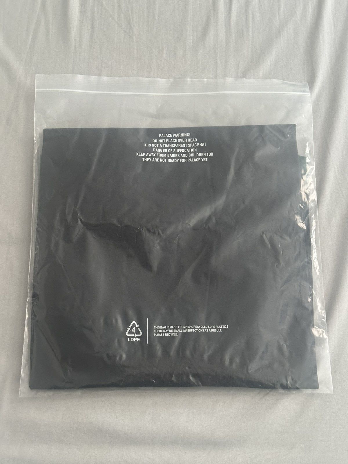Palace Palace Flag T-Shirt Black Size Medium Size US M / EU 48-50 / 2 - 2 Thumbnail