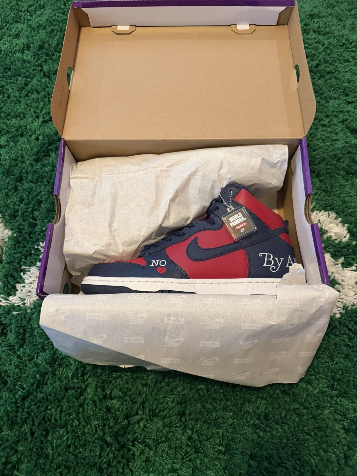 Nike × Supreme Supreme x Nike SB Dunk Hi Sneakers 11 Size US 11 / EU 44 - 1 Thumbnail