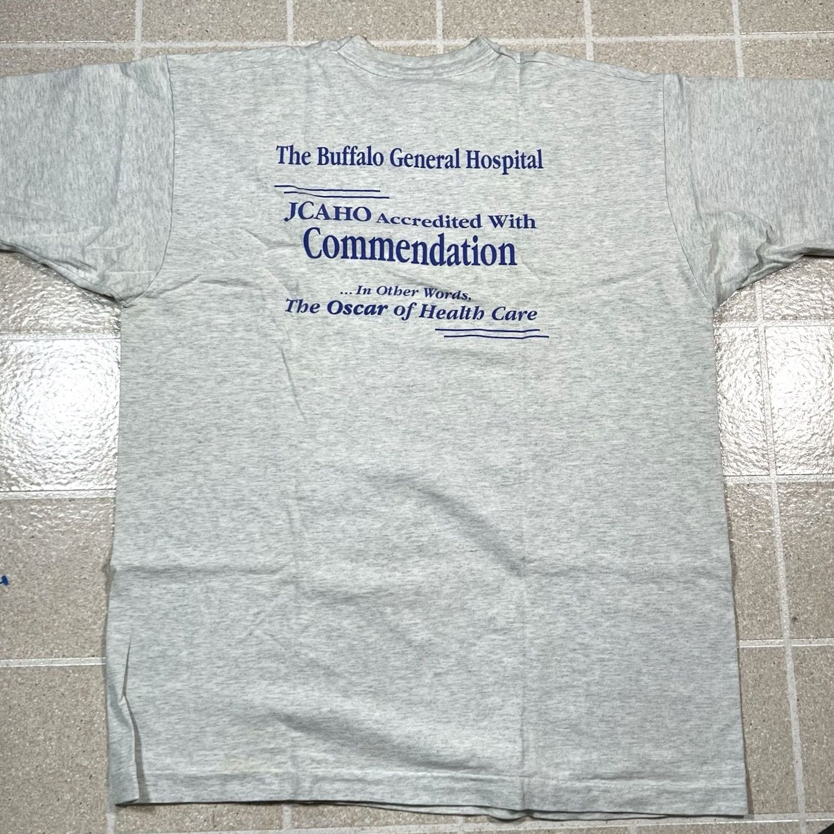 Hanes VINTAGE Hanes T-Shirt Buffalo General Hospital USA Stitch Gray XL Mens Size XL Single Stitch Made In USA Size US XL / EU 56 / 4 - 2 Thumbnail