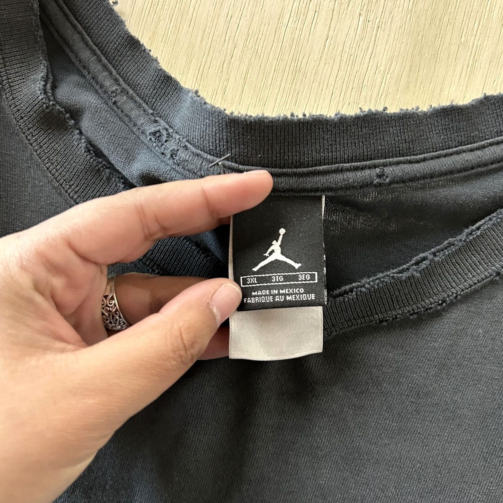 Jordan Brand Y2K Jordan Shirt Mens 3XL Black Born To Fly Jumpman Basketball Distressed Tee Size US XXL / EU 58 / 5 - 5 Thumbnail