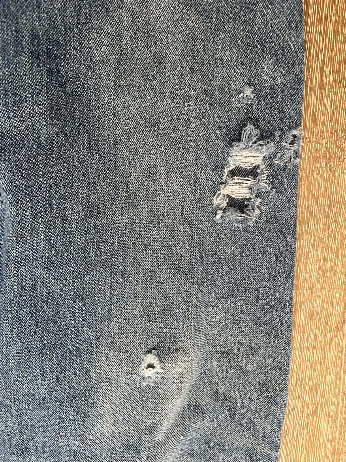Levi's Vintage distressed levis 550 jeans Size US 32 / EU 48 - 3 Thumbnail