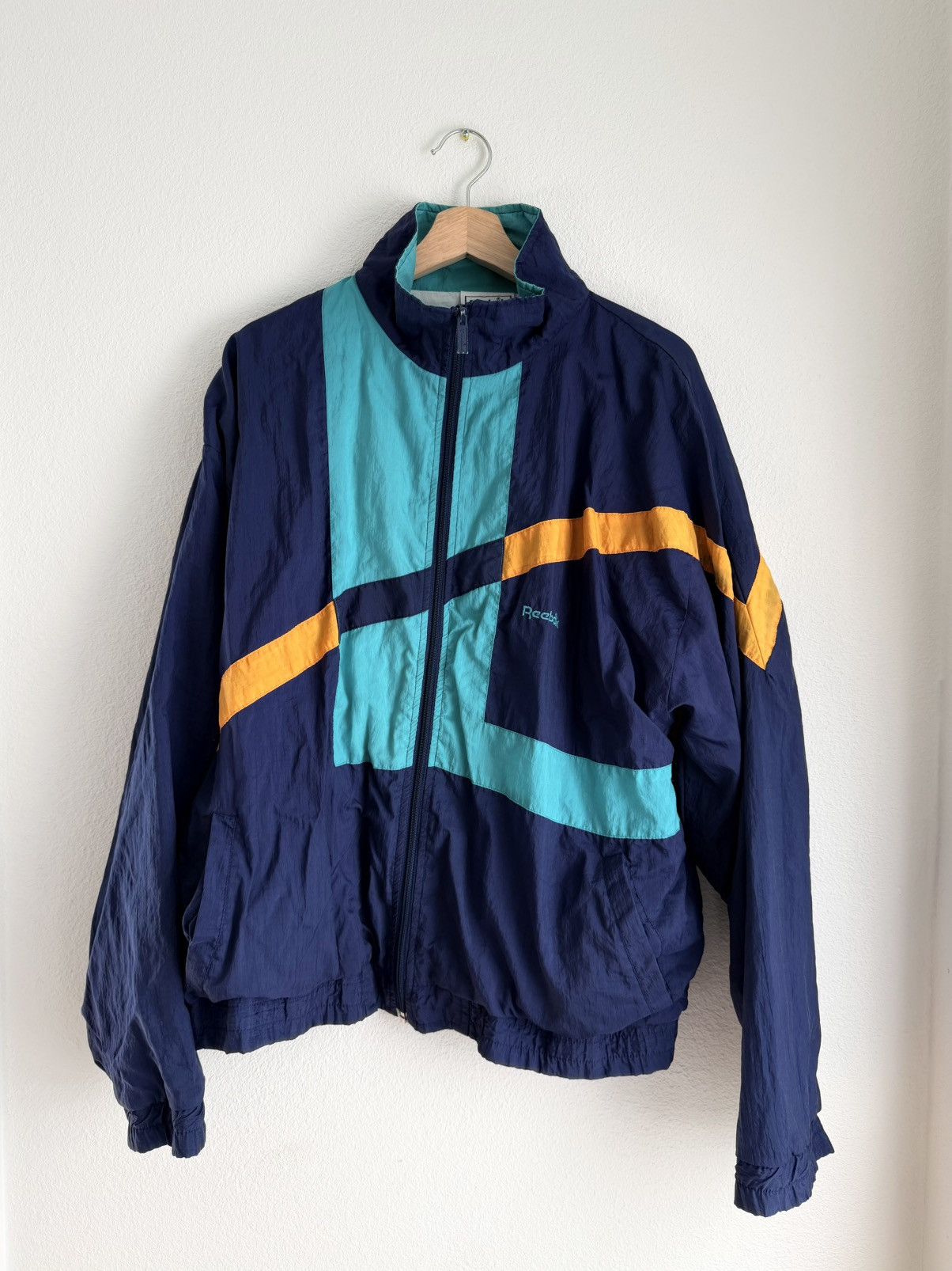Reebok Vintage Reebok Windbreaker Size US L / EU 52-54 / 3 - 1 Thumbnail