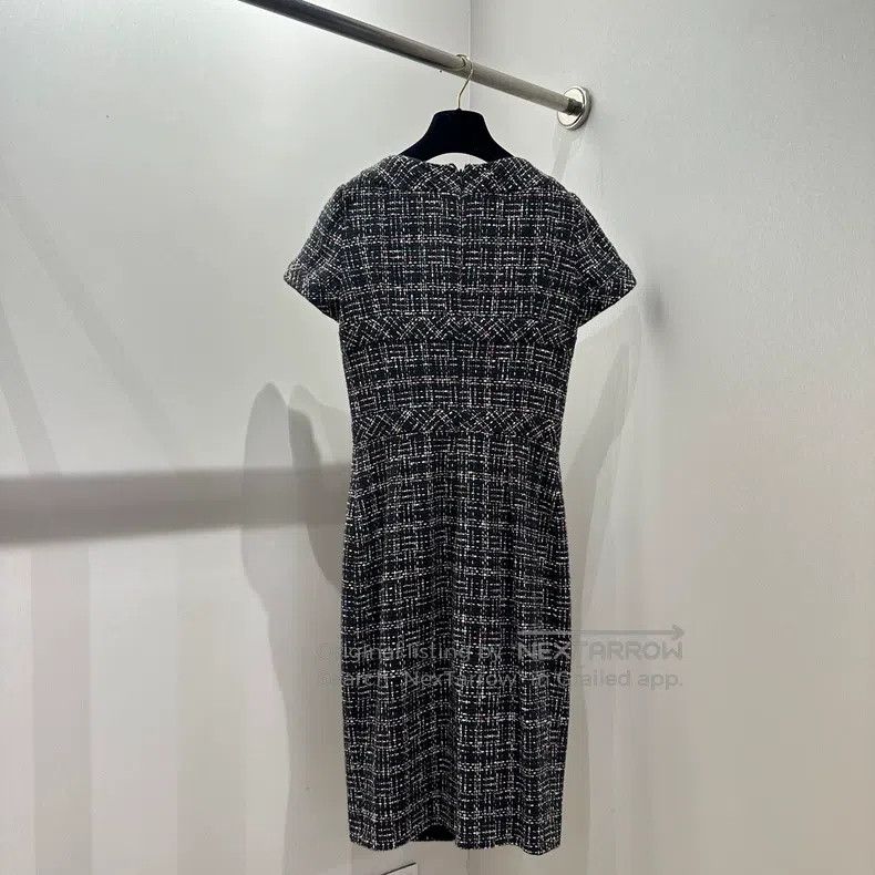 Chanel Chanel Knitted wool short-sleeved dress Size XXS / US 00 / IT 34 - 2 Thumbnail