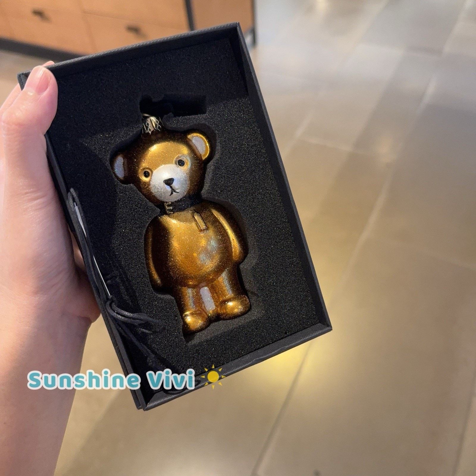 Coach NWT Coach Bear Ornament Gold Glitter Glass Gift Box CCD51 Size ONE SIZE - 6 Thumbnail