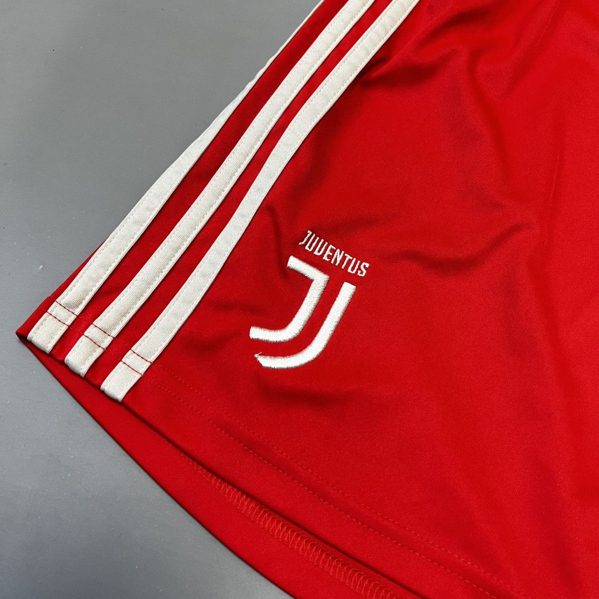 Adidas Adidas F.C Juventus Soccer Shorts men’s Size US 32 / EU 48 - 2 Thumbnail