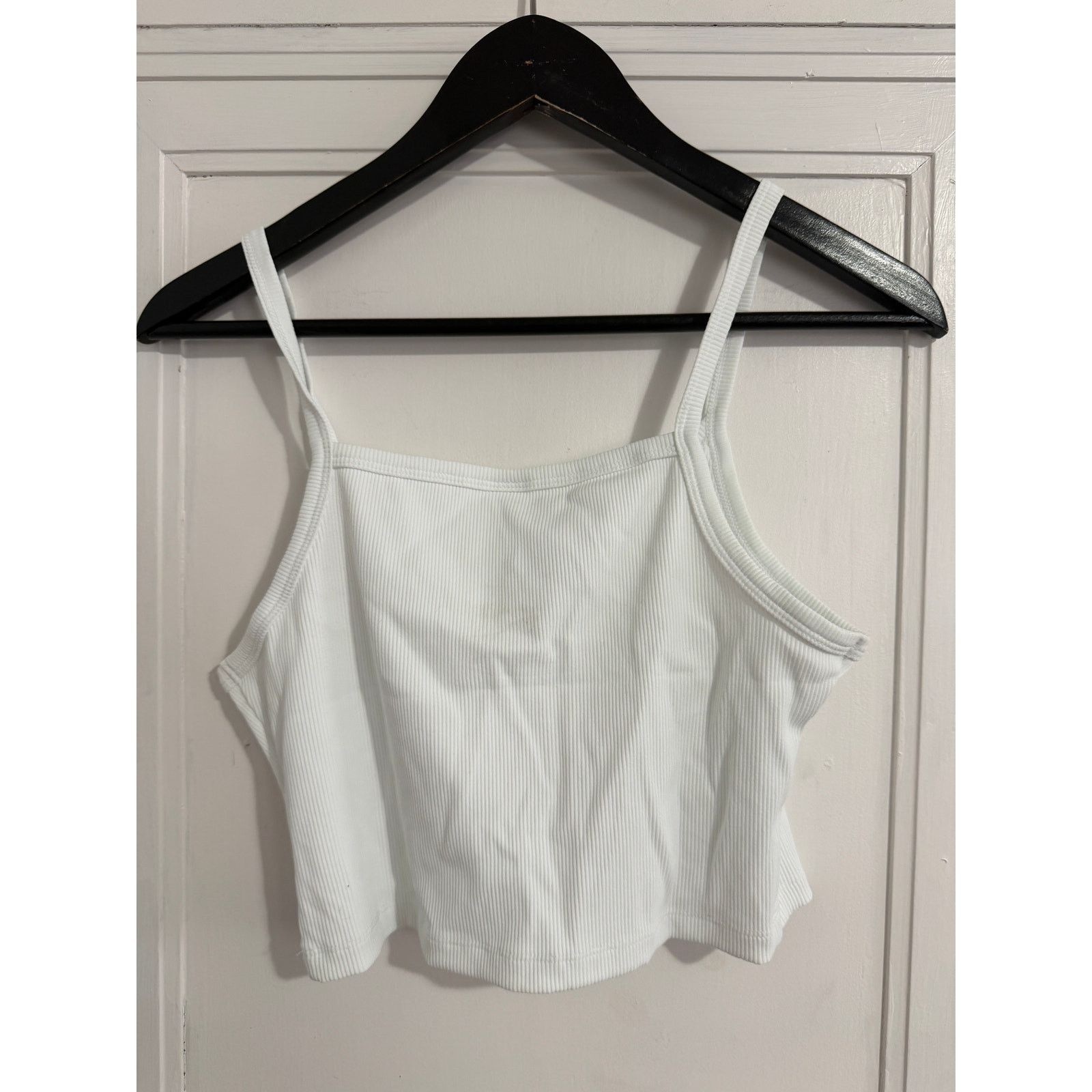 NCAA NWT Nebraska Cornhuskers Cropped Tank Top Size M Size M / US 6-8 / IT 42-44 - 7 Thumbnail