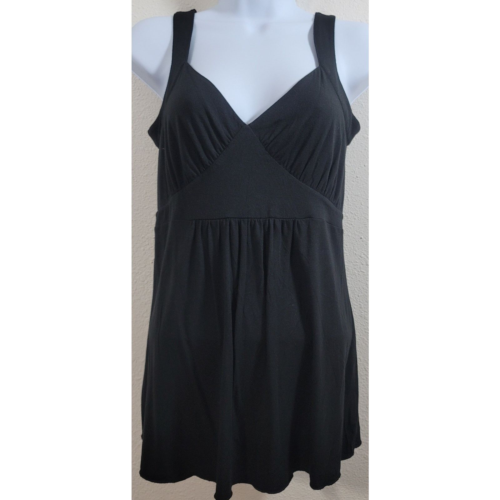 Other Loft Black Pleated Front Tank Top Small Sleeveless Flowy Size S / US 4 / IT 40 - 1 Thumbnail