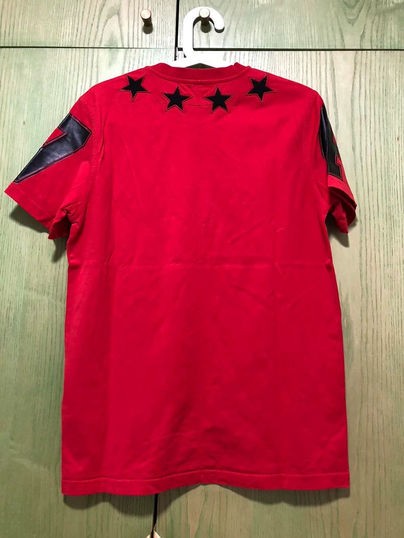 Givenchy Givenchy Star Pattern Authentic Round Neck T-Shirt 2506-Nex Size US S / EU 44-46 / 1 - 7 Thumbnail