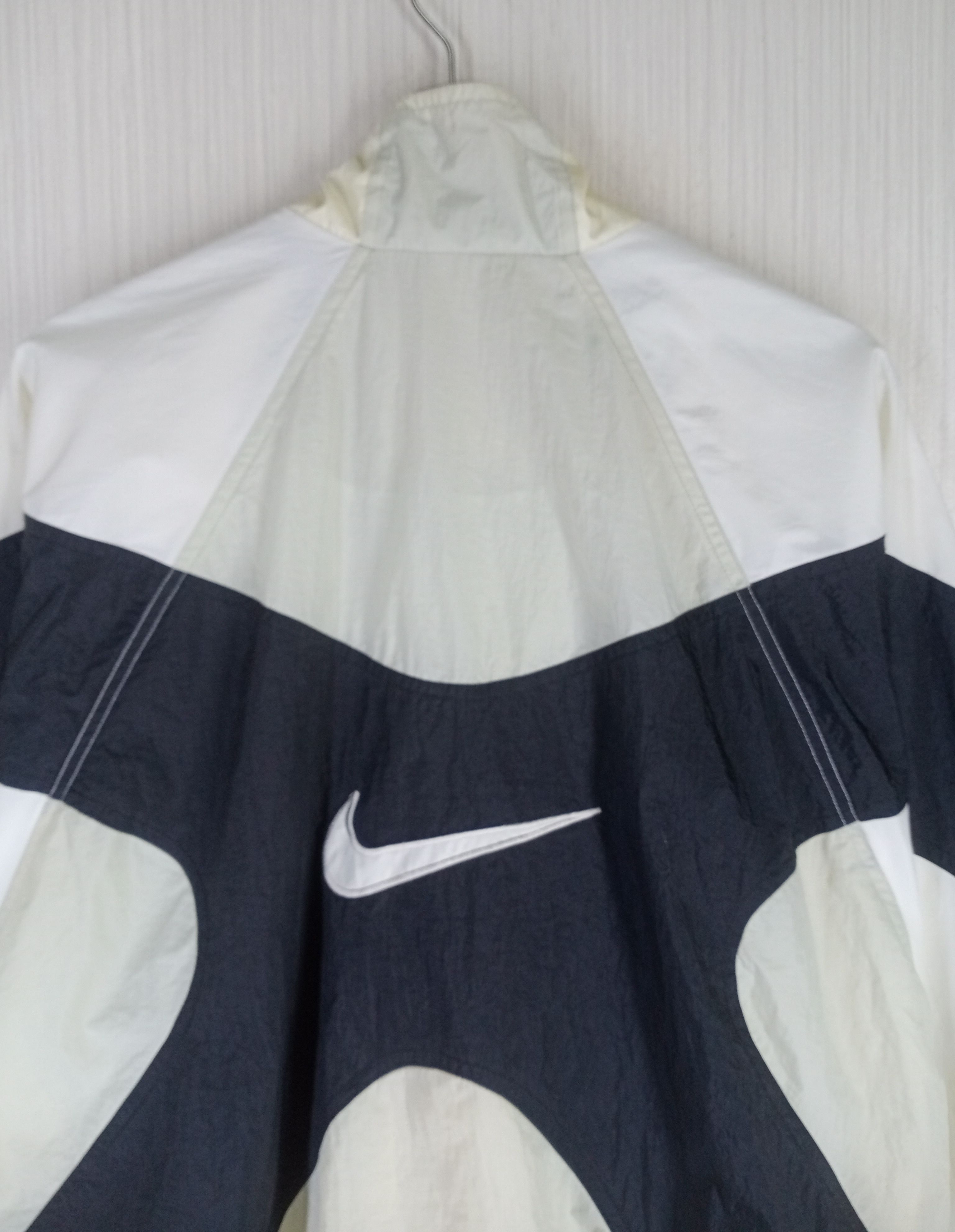 Nike Rare Vintage 90s Nike Big Logo Jacket Size US M / EU 48-50 / 2 - 7 Thumbnail