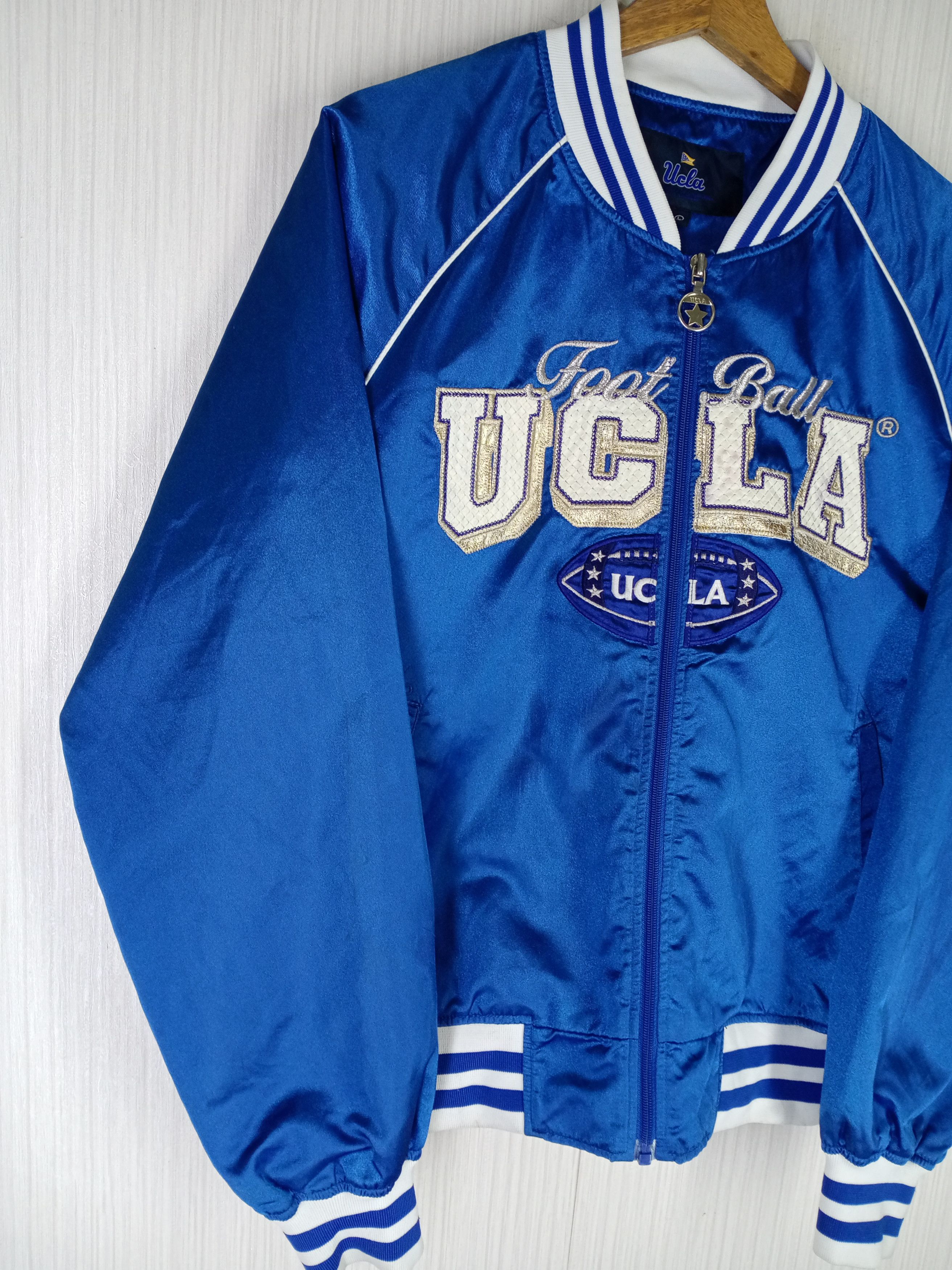 Other Rare Vintage UCLA Football Club Bomber Jacket Size US L / EU 52-54 / 3 - 10 Thumbnail