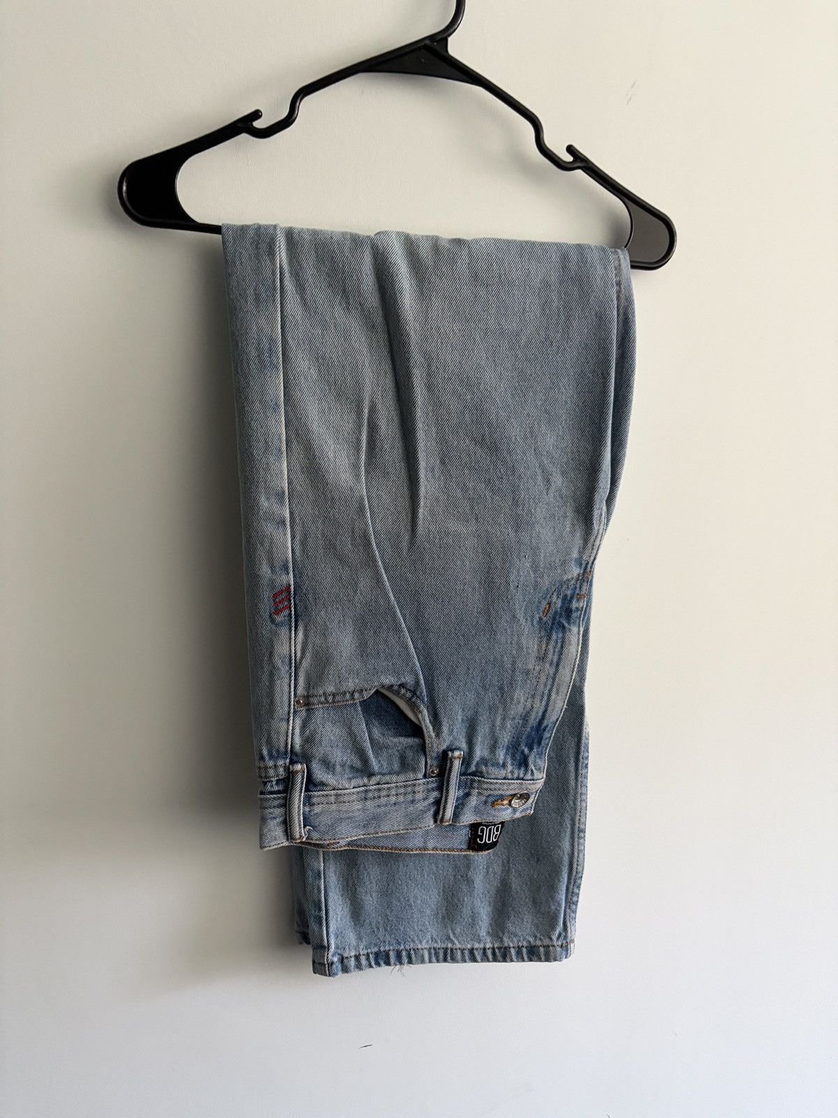 Bdg Light wash baggy jean Size US 32 / EU 48 - 2 Thumbnail