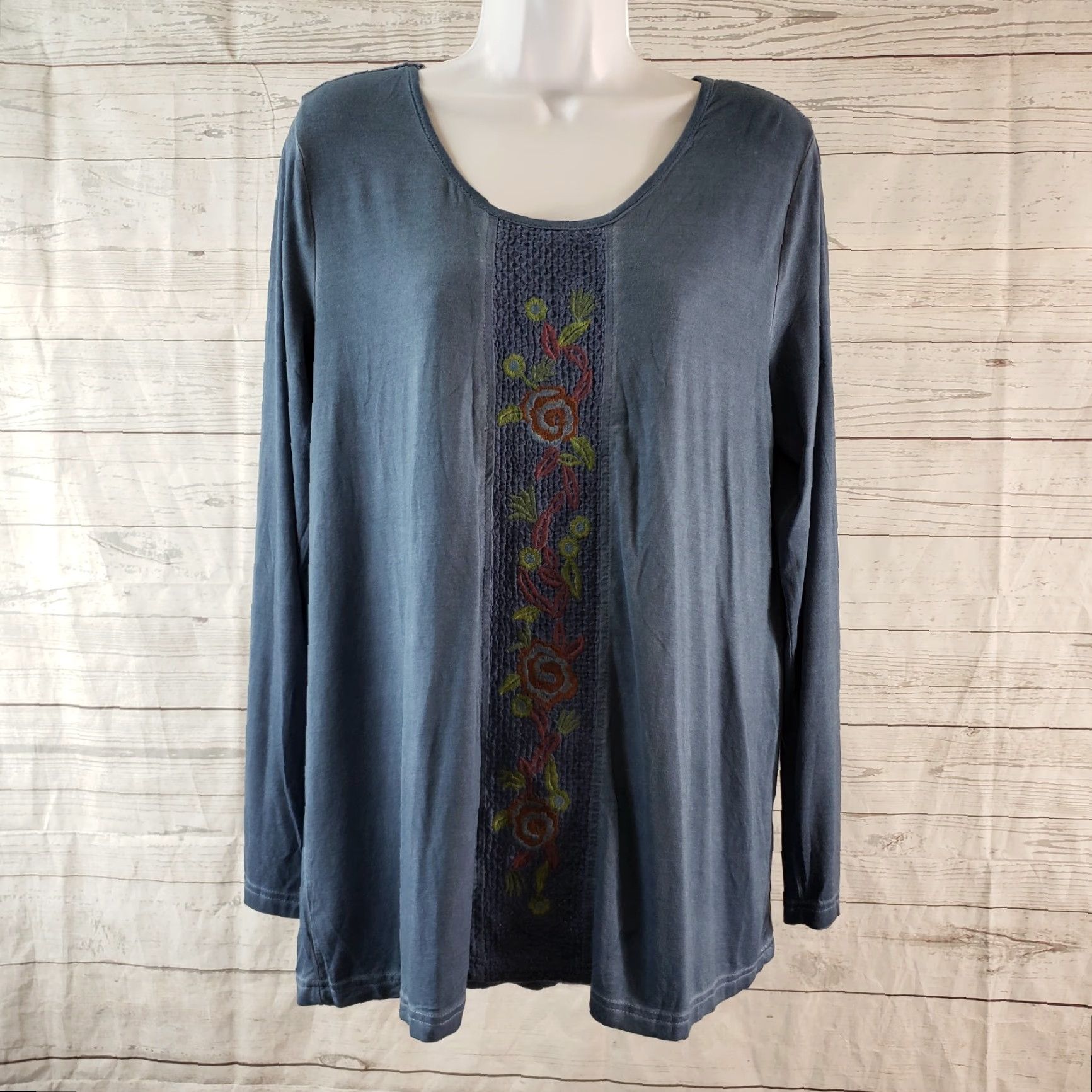 Vintage Monoreno Womens Blouse Long Sleeve Size M Blue Embroidered Floral Rayon Blend Shirt Size M / US 6-8 / IT 42-44 - 2 Thumbnail