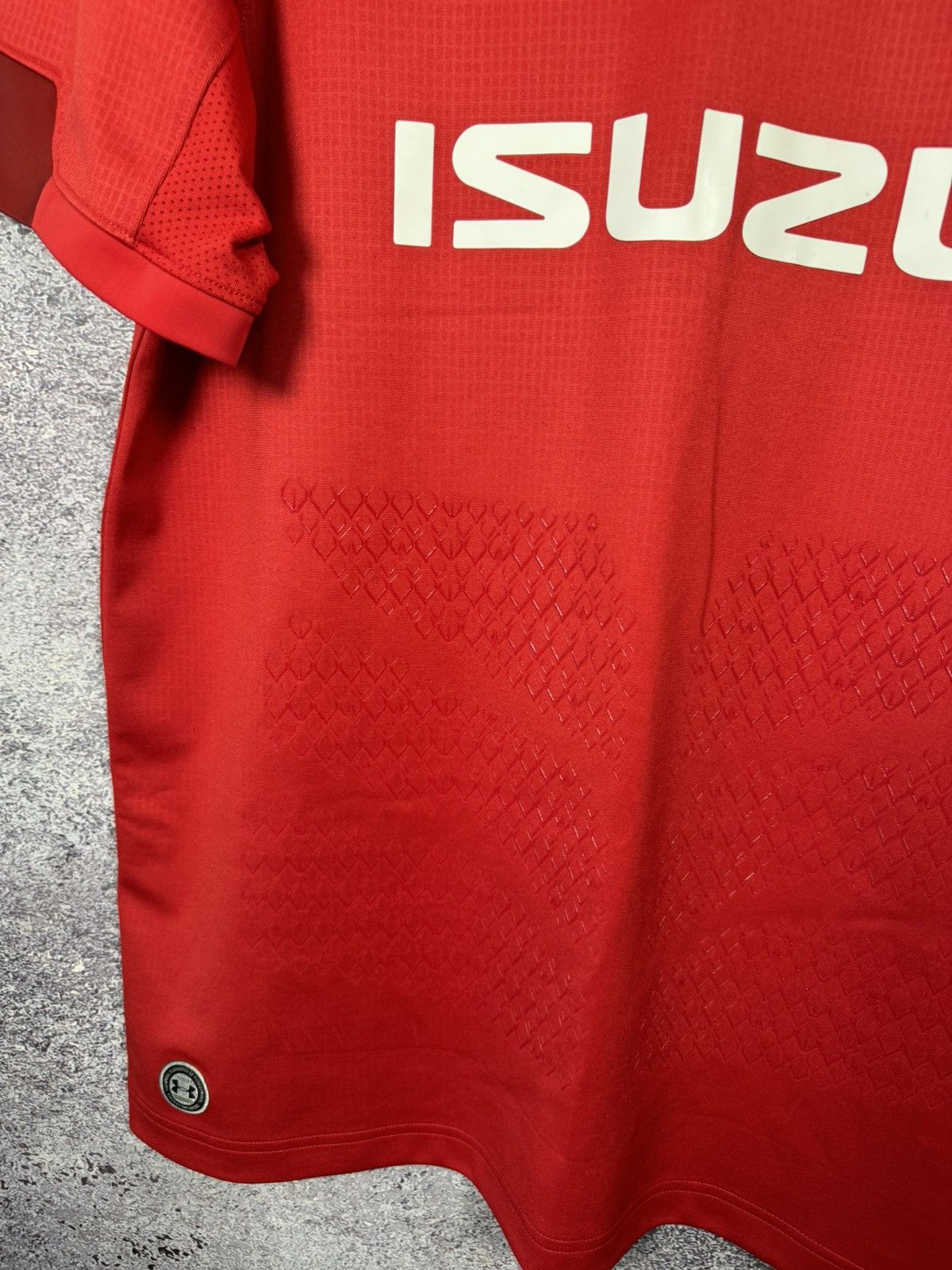 Under Armour × Vintage Wales Rugby Union 2018 Home Under Armour Rugby Jersey Size US L / EU 52-54 / 3 - 5 Thumbnail