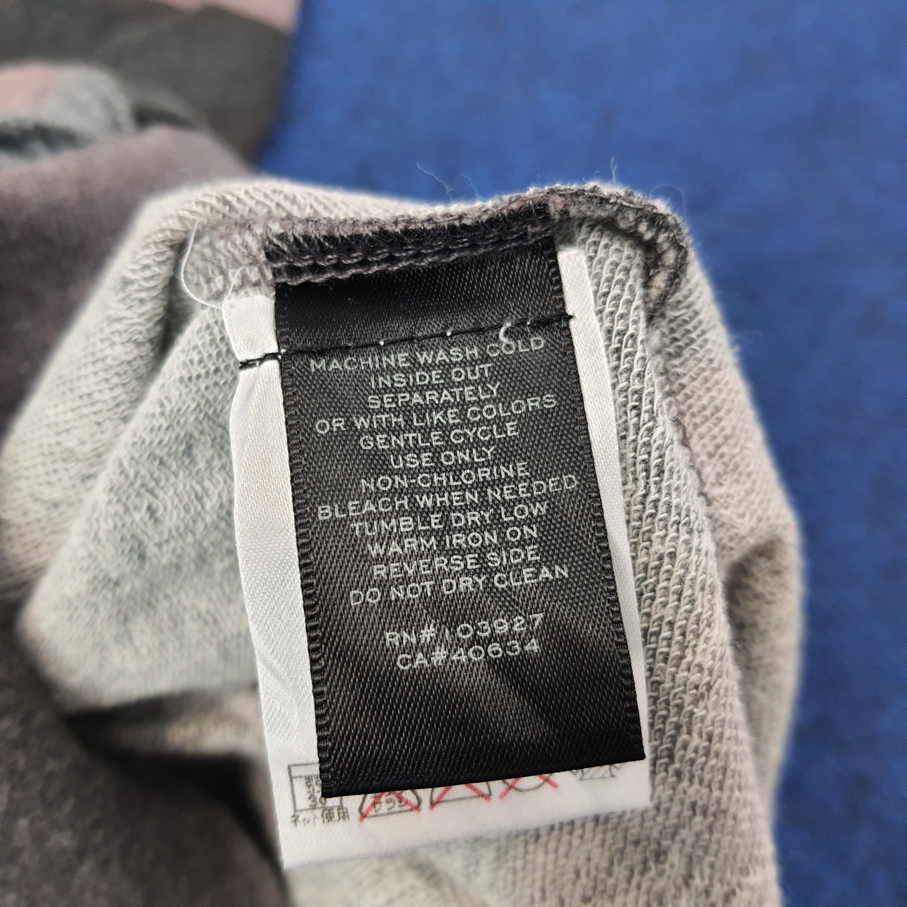 Marc by Marc Jacobs Vintage Marc by Marc Jacobs Designer Sweatshirt C250N15 Size S / US 4 / IT 40 - 5 Thumbnail