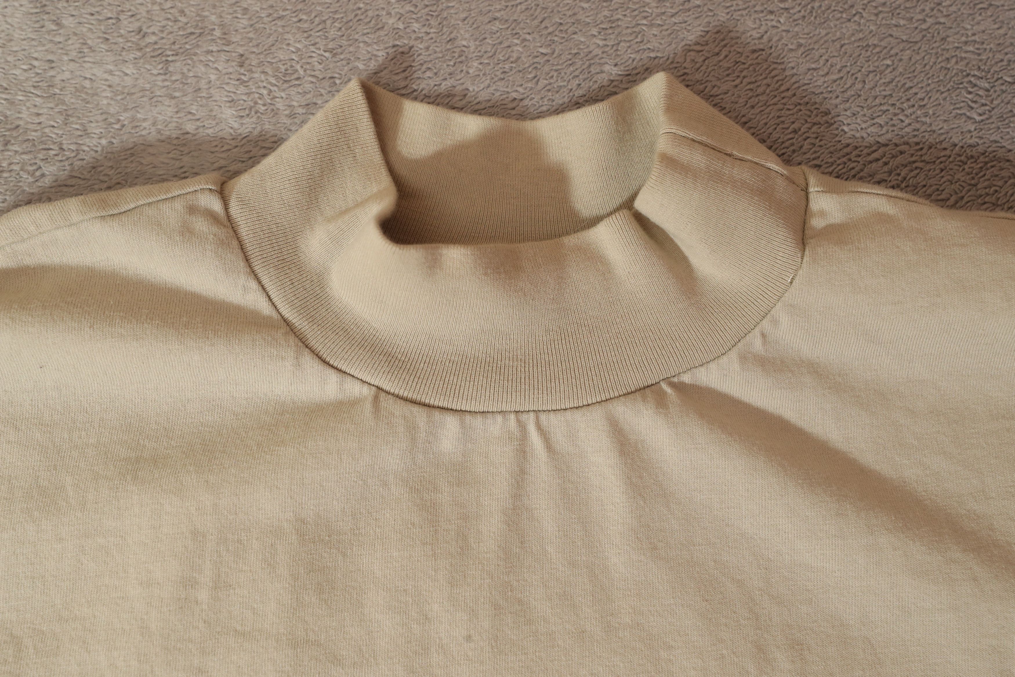 Fear of God Fear of God Essentials Mockneck Logo Tee (S) Size US S / EU 44-46 / 1 - 8 Thumbnail