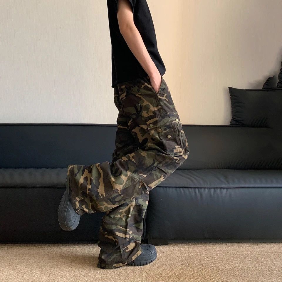 Japanese Brand × Vintage Cargo Pants Men Loose Casual Multi-pocket Baggy Elastic Size US 29 - 2 Thumbnail