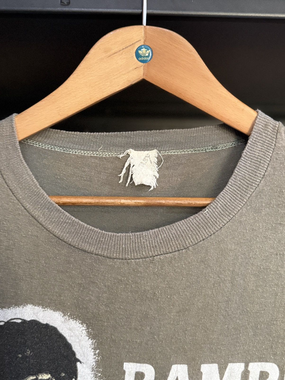 Vintage Thrashed Vintage 80s Rambo Movie Promo Sun Faded Tee Size US M / EU 48-50 / 2 - 5 Thumbnail