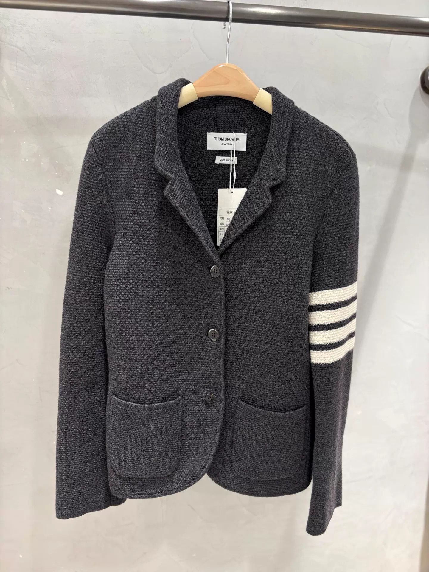 Thom Browne THOM BROWNE Dark Gray NOS Classic Prep Wool Jkt 42 Size M / US 6-8 / IT 42-44 - 1 Thumbnail