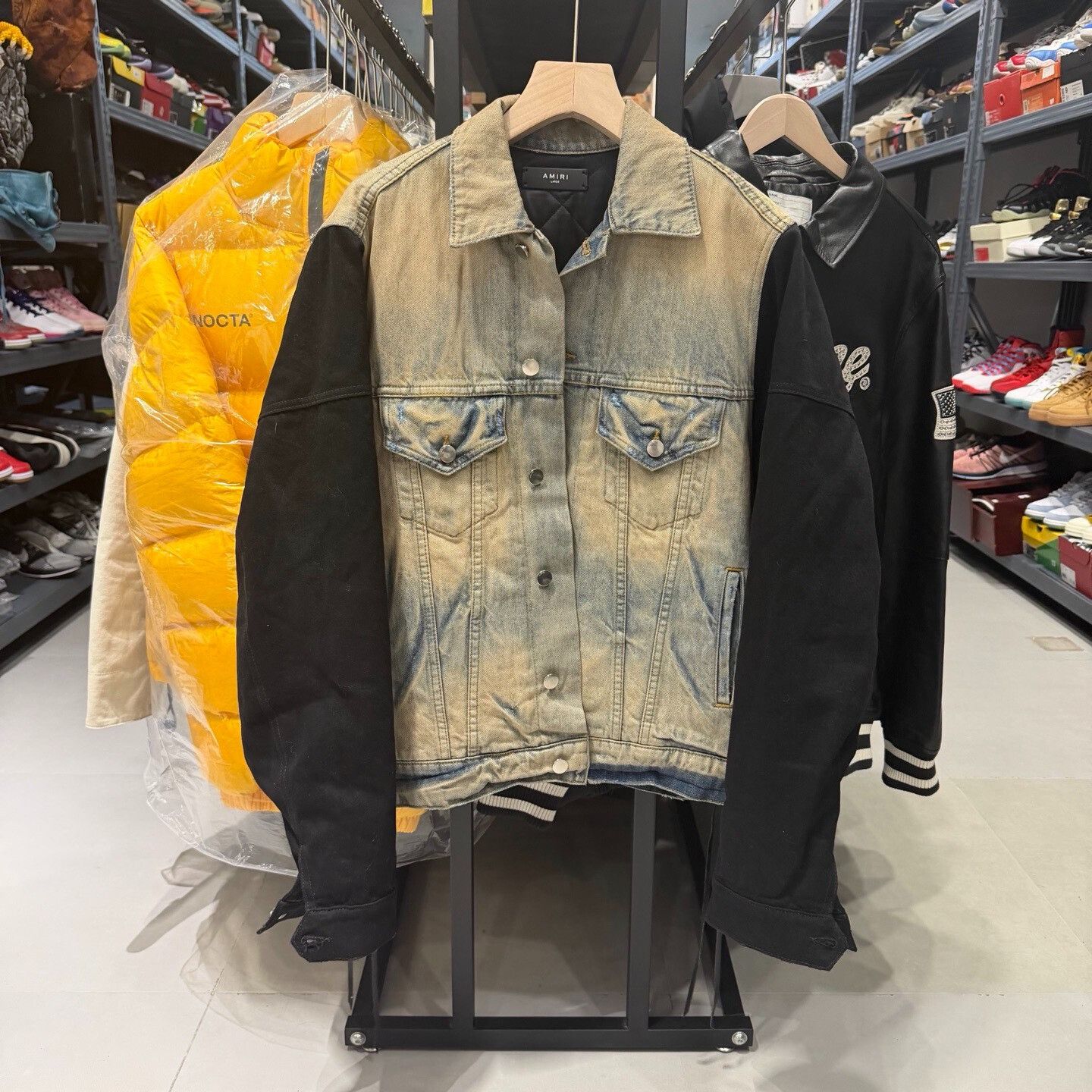 Amiri amiri two tone denim jacket for men Size US L / EU 52-54 / 3 - 5 Thumbnail