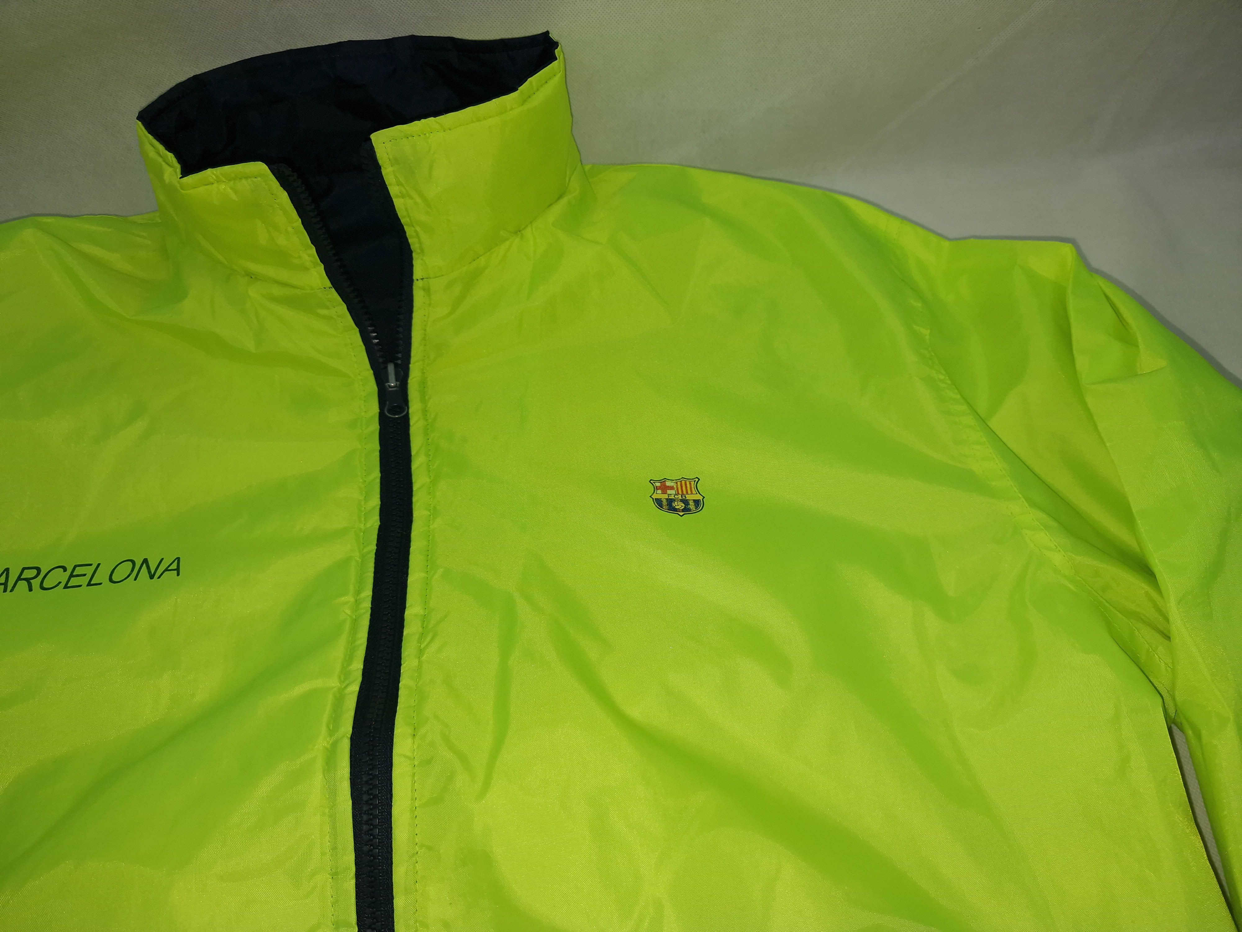 Other BARCELONA REVERSIBLE FOOTBALL TRACK JACKET COAT SIZE L Size US L / EU 52-54 / 3 - 6 Thumbnail