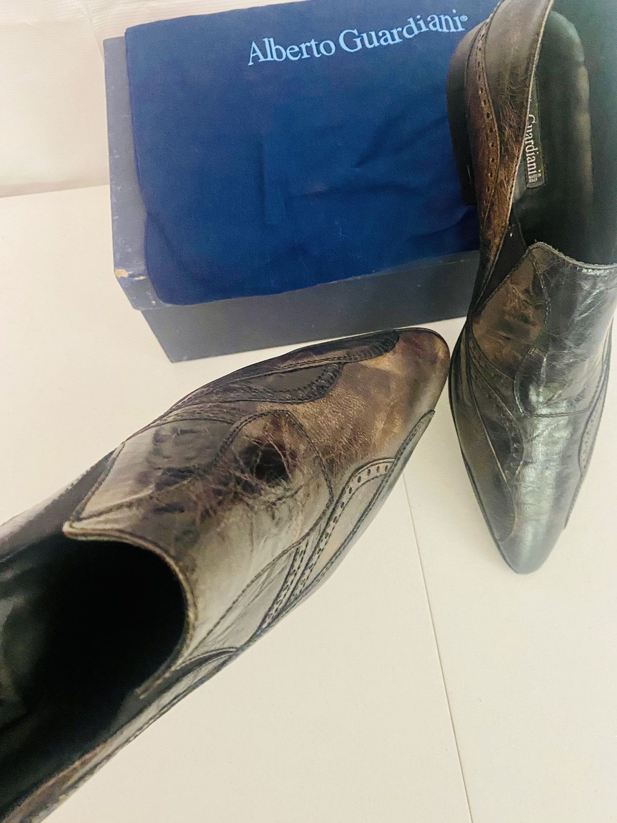 Alberto Guardiani Alberto Guardiani 🇮🇹 Monitor Lizard Y2K Point Toe 12 US New Size US 12 / EU 45 - 6 Thumbnail