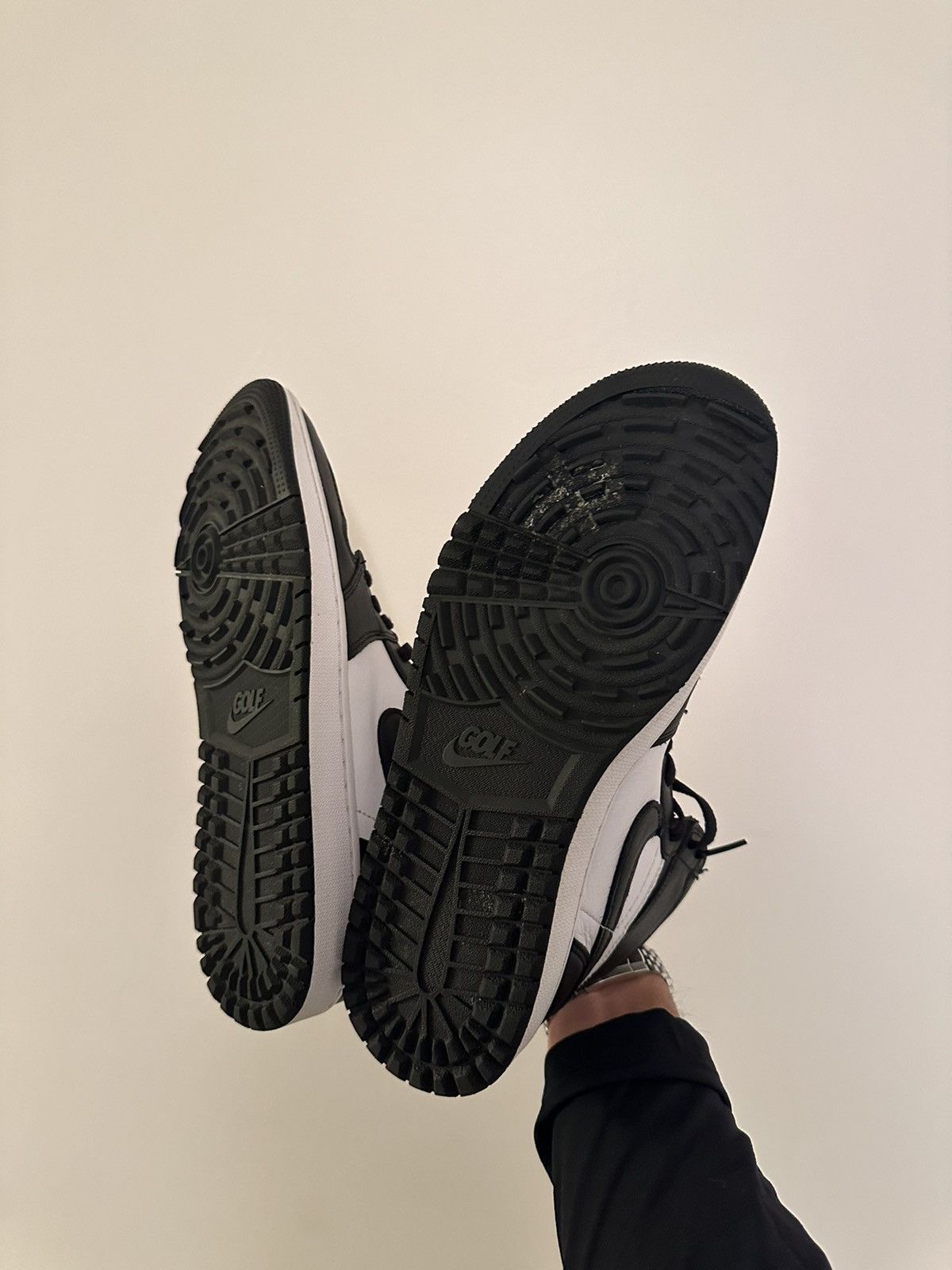 Jordan Brand Jordan 1 Nike Golf “Panda” Size US 10.5 / EU 43-44 - 5 Thumbnail
