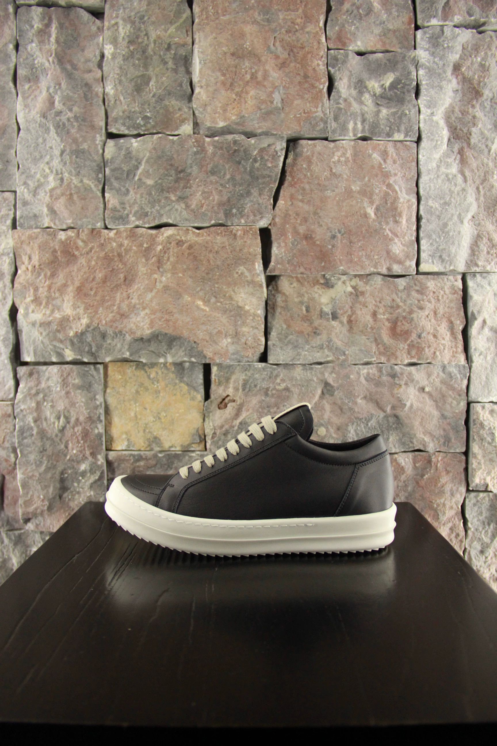 Rick Owens Rick Owens Black Sneakers Women us_7 Size US 7 / IT 37 - 1 Thumbnail