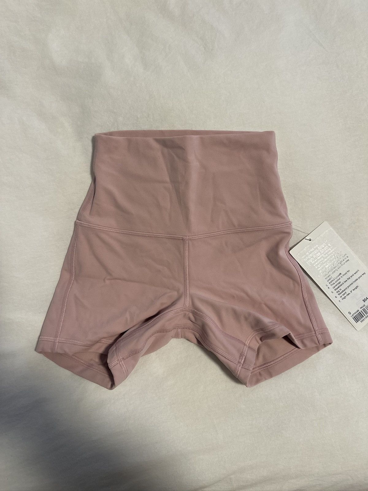 Lululemon Brand New Lulu Lemon high rise short 4’’ Size 25" / US 0 / IT 36 - 2 Thumbnail