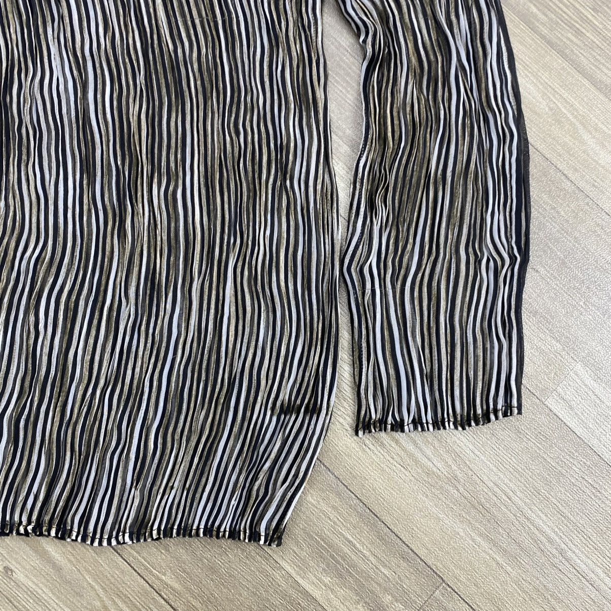 Pleats Please Issey Miyake Pleats Please Issey Miyake Permanente Transparent LongSleeve Size US M / EU 48-50 / 2 - 12 Thumbnail