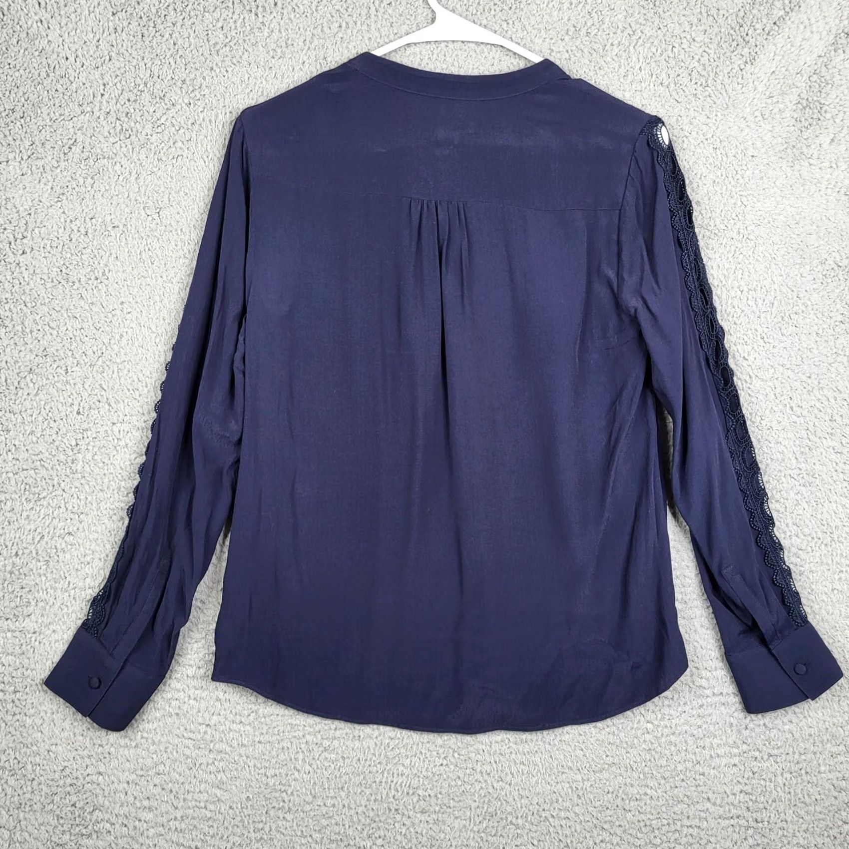 Boden Boden Navy blue Amara Lace Trim Button Up Blouse Womens Size 4P Size S / US 4 / IT 40 - 2 Thumbnail